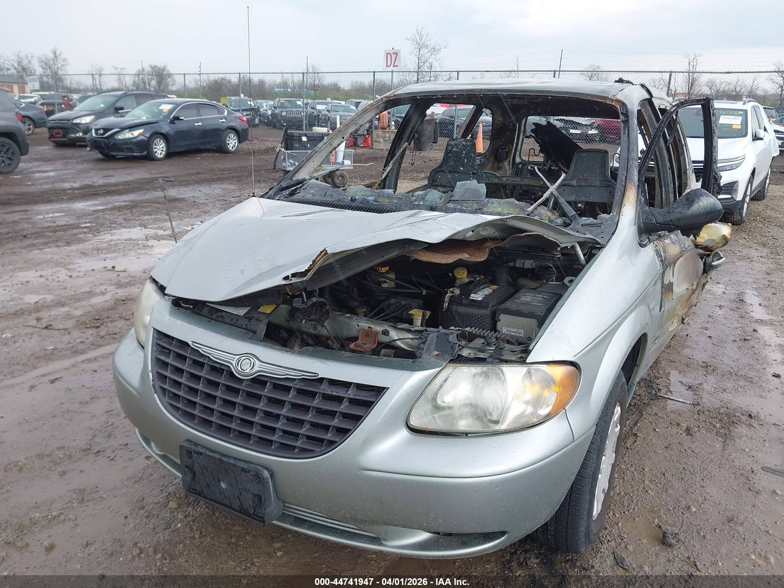 2003 Chrysler Voyager Lx Gray vin: 1C4GJ453X3B123299