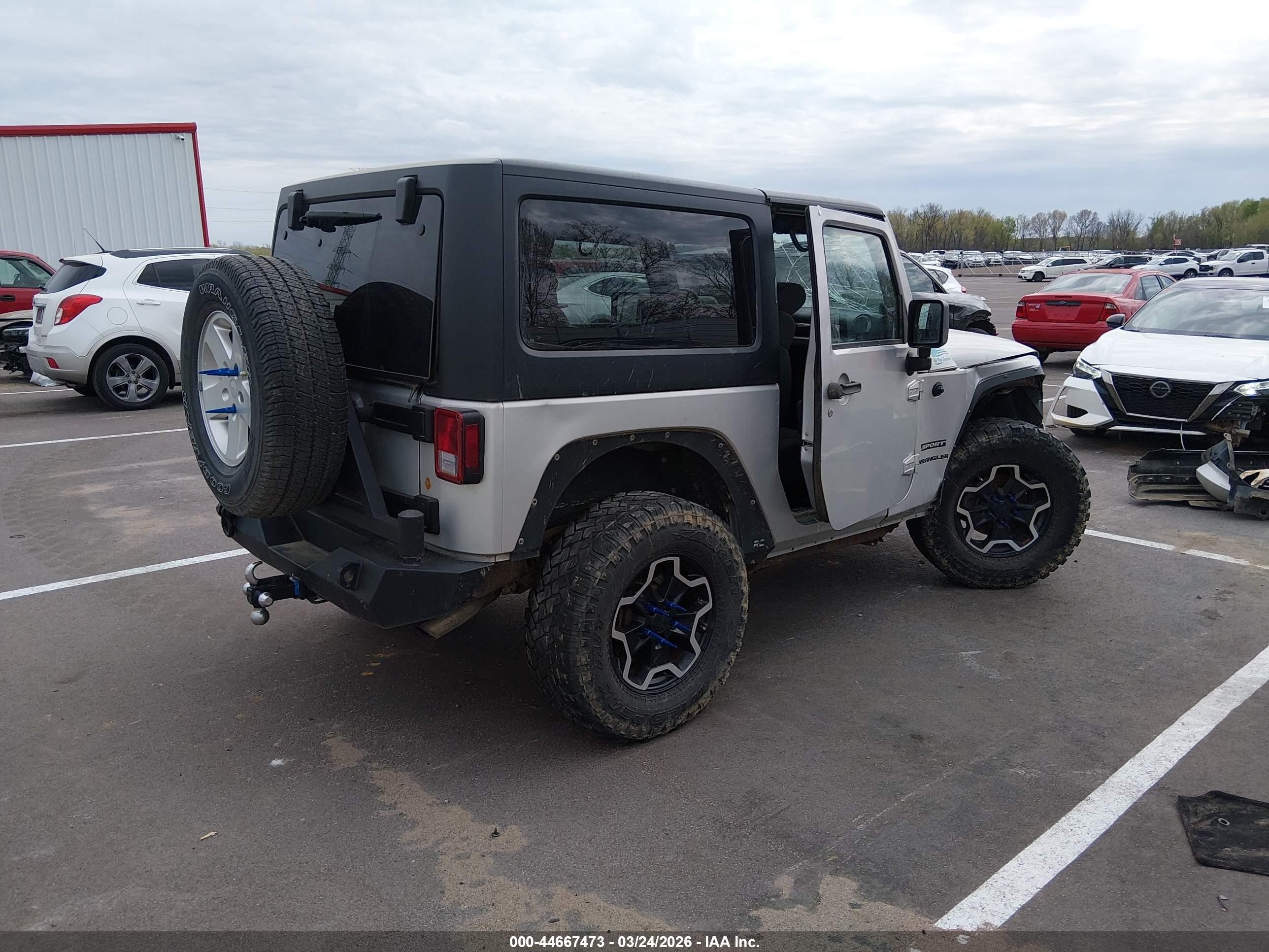 2012 Jeep Wrangler Sport Silver vin: 1C4GJWAG3CL109176