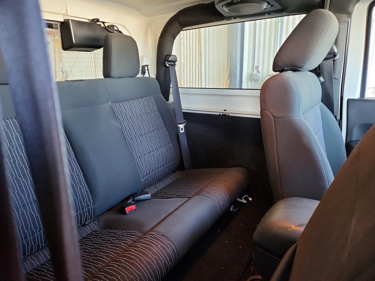 2012 Jeep Wrangler Sport White vin: 1C4GJWAG3CL259210