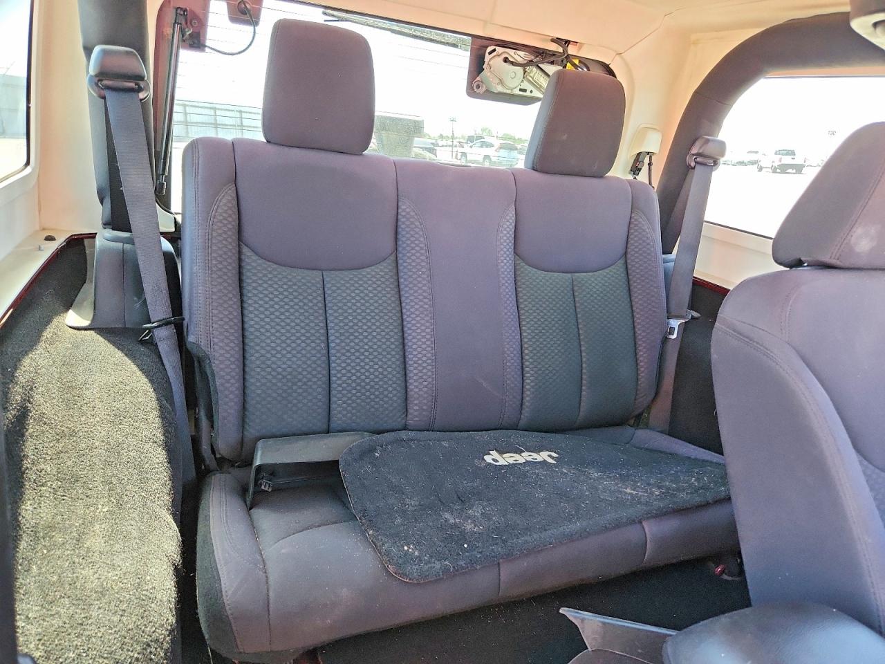 2013 Jeep Wrangler Sport Burgundy vin: 1C4GJWAG4DL508065