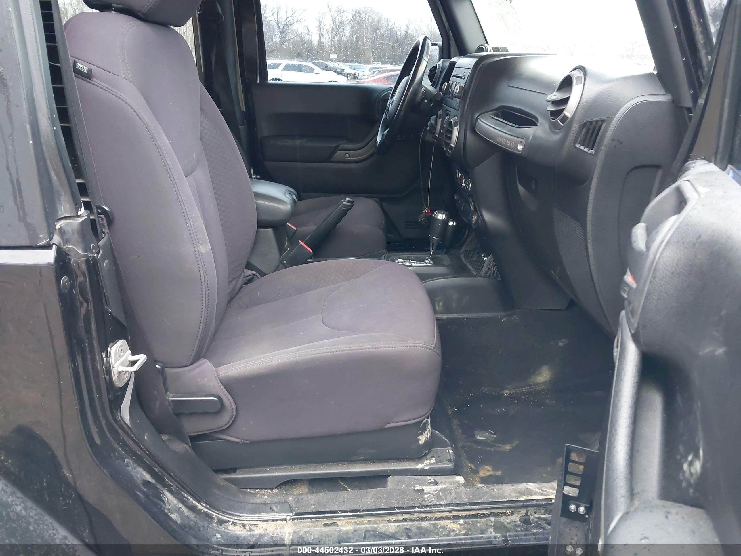2013 Jeep Wrangler Sport Black vin: 1C4GJWAG7DL623971