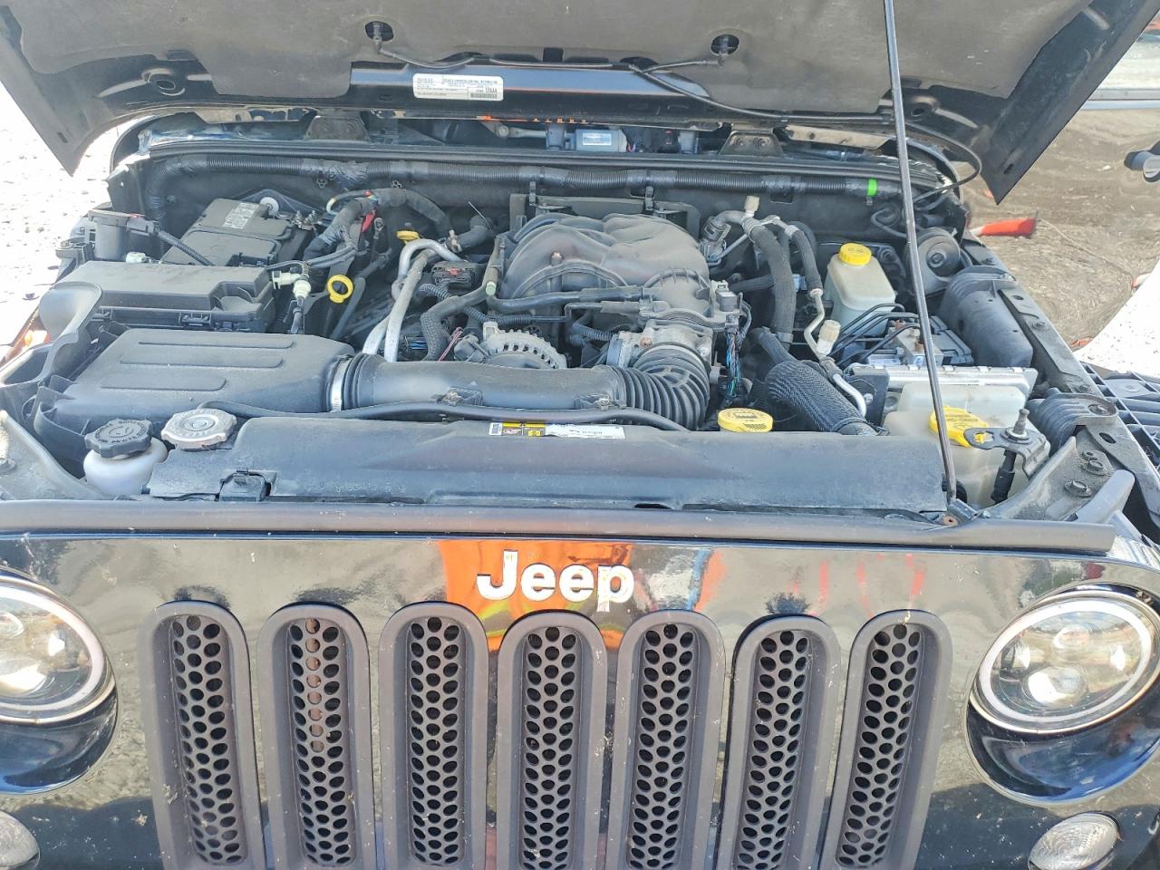 2015 Jeep Wrangler Sahara Black vin: 1C4GJWBG6FL773247