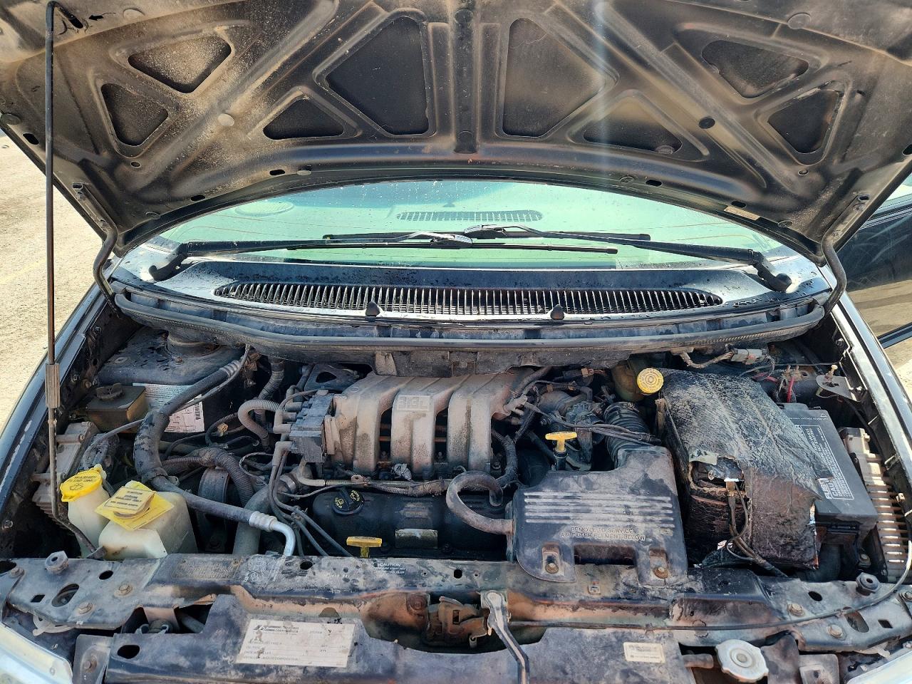 2000 Chrysler Town & Country Lx Черный vin: 1C4GP44G4YB655044