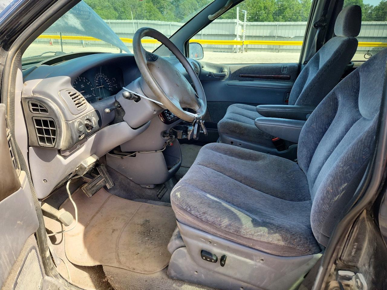 2000 Chrysler Town & Country Lx Черный vin: 1C4GP44G4YB655044