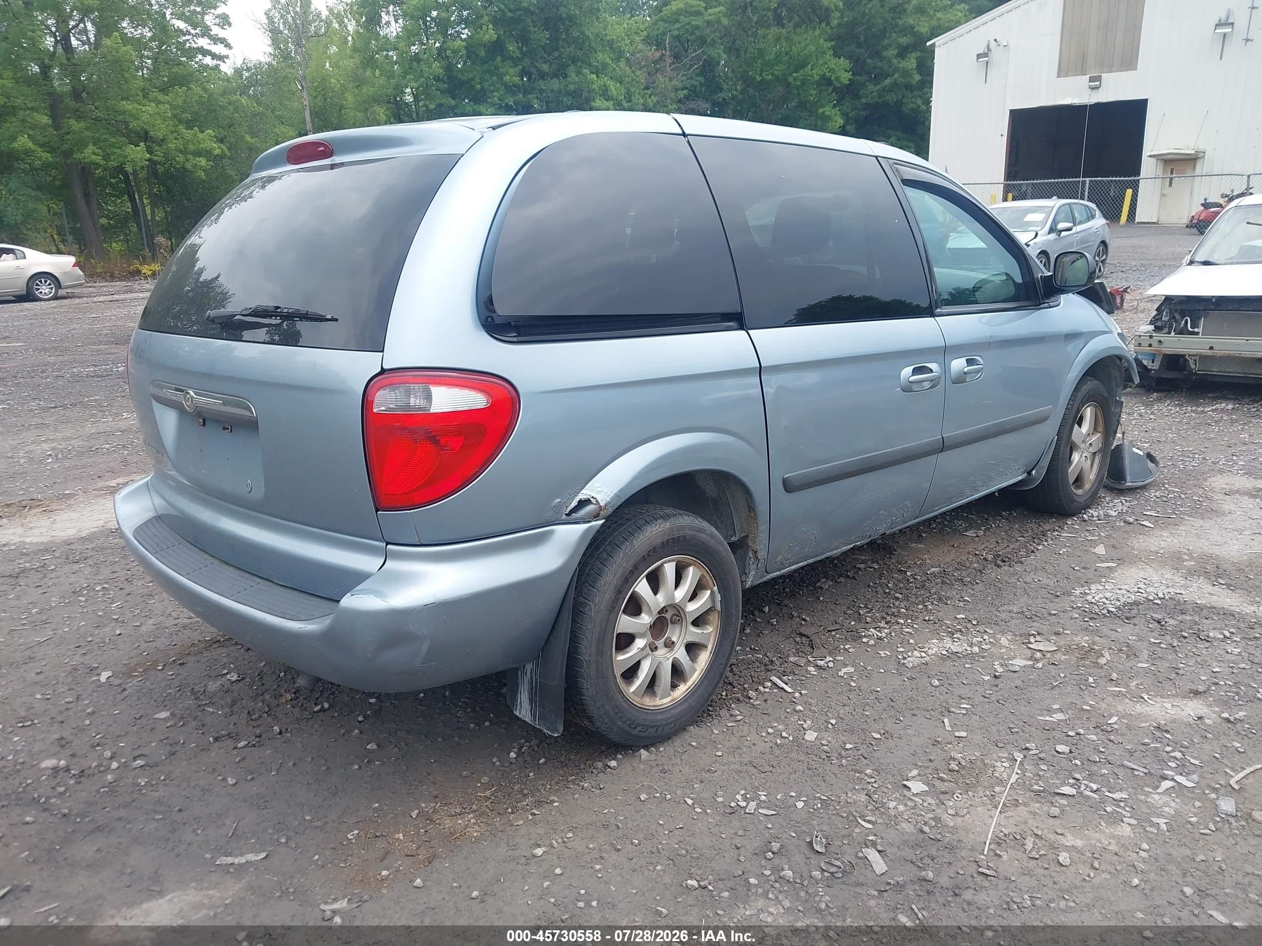 2005 Chrysler Town & Country Blue vin: 1C4GP45R05B282466