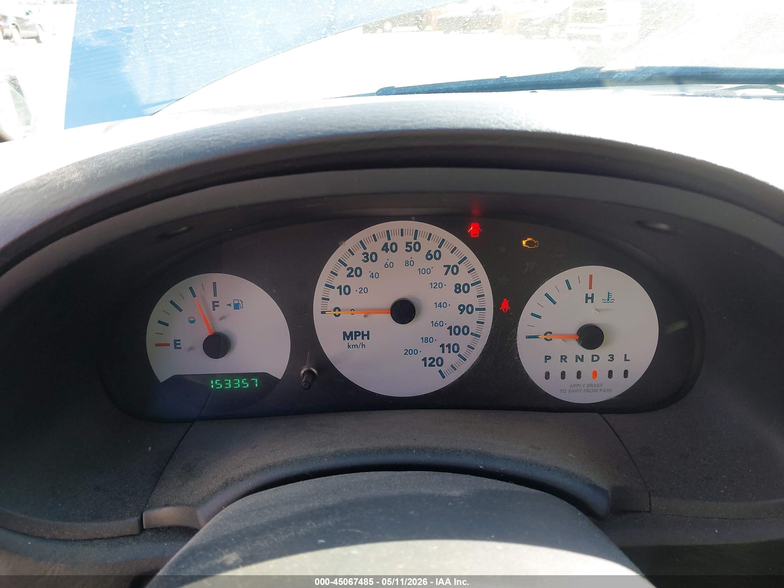 2005 Chrysler Town & Country   Blue vin: 1C4GP45R05B356856