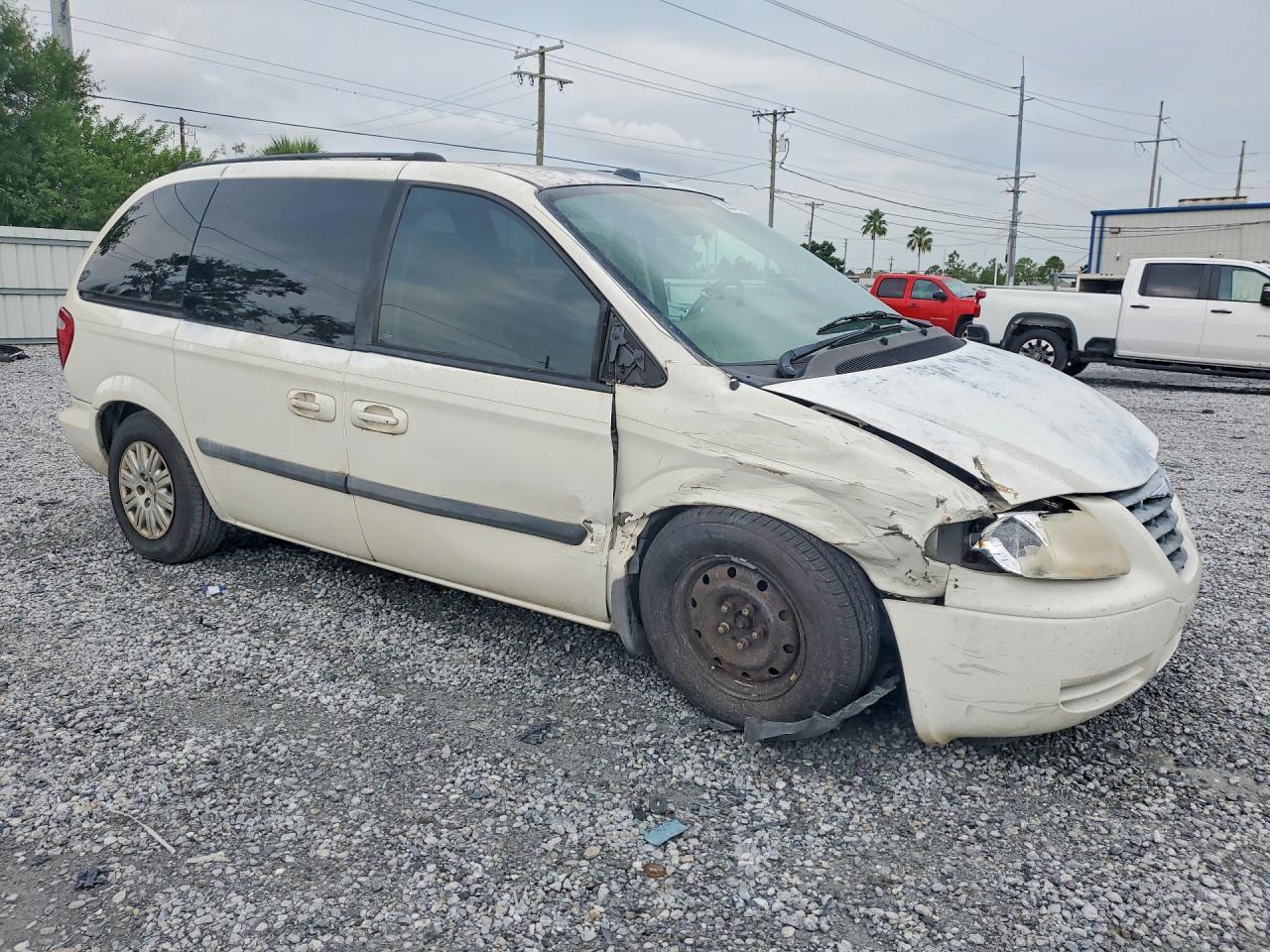 2005 Chrysler Town & Country White vin: 1C4GP45R35B430786