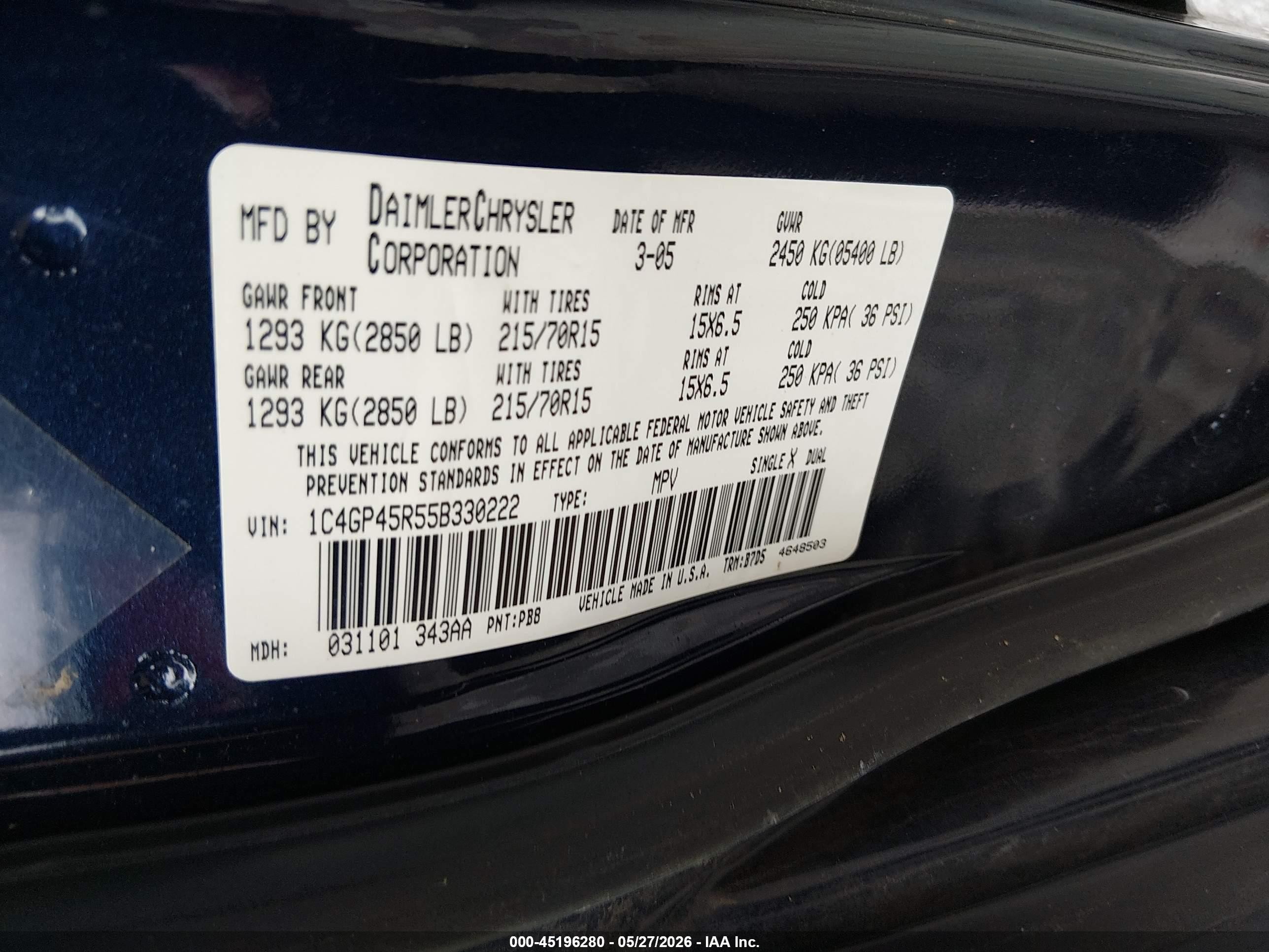 2005 Chrysler Town & Country   Dark Blue vin: 1C4GP45R55B330222