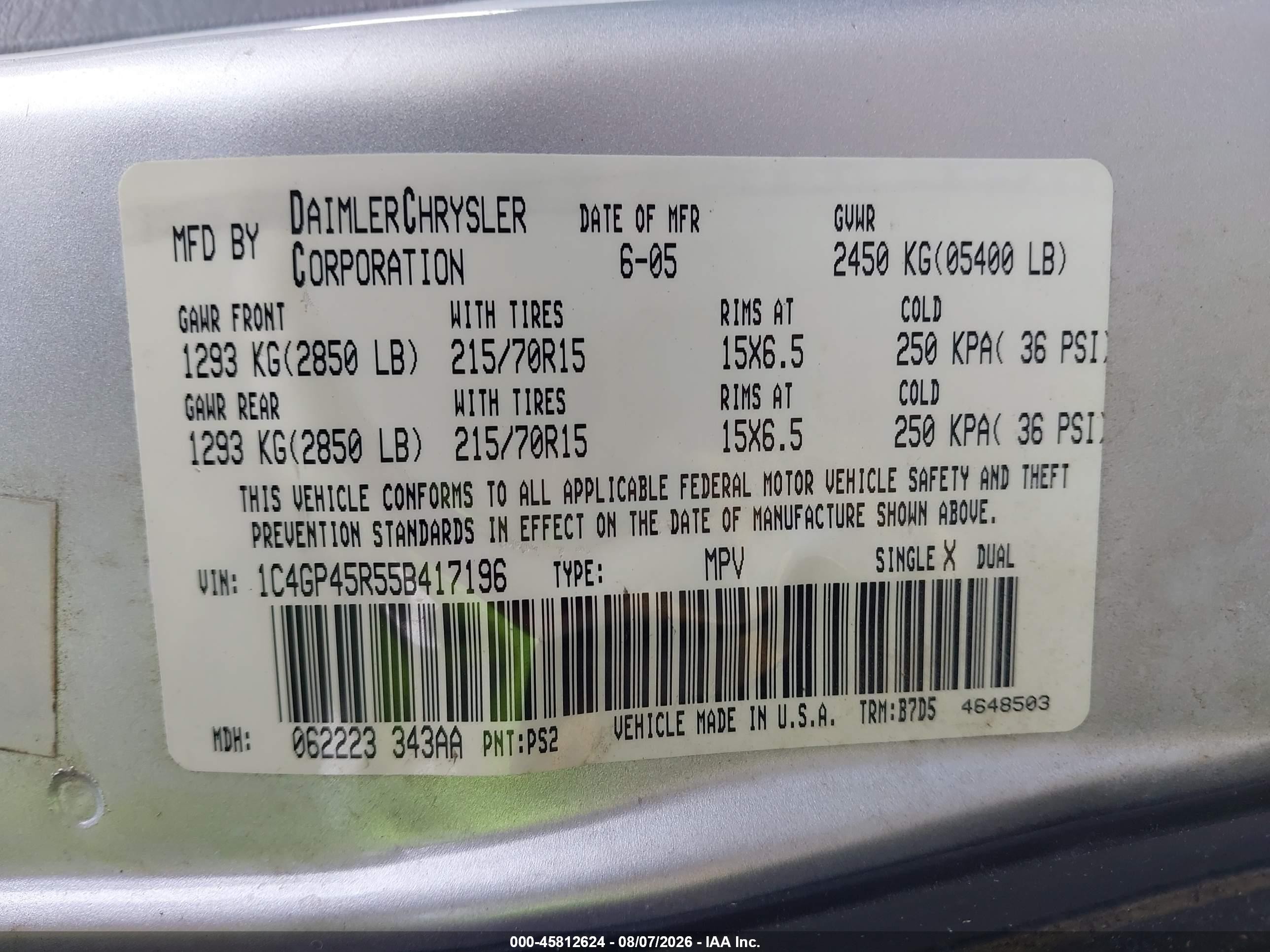 2005 Chrysler Town & Country   Серебряный vin: 1C4GP45R55B417196