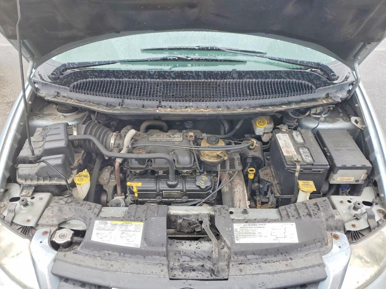 2005 Chrysler Town & Country Blue vin: 1C4GP45R65B215337