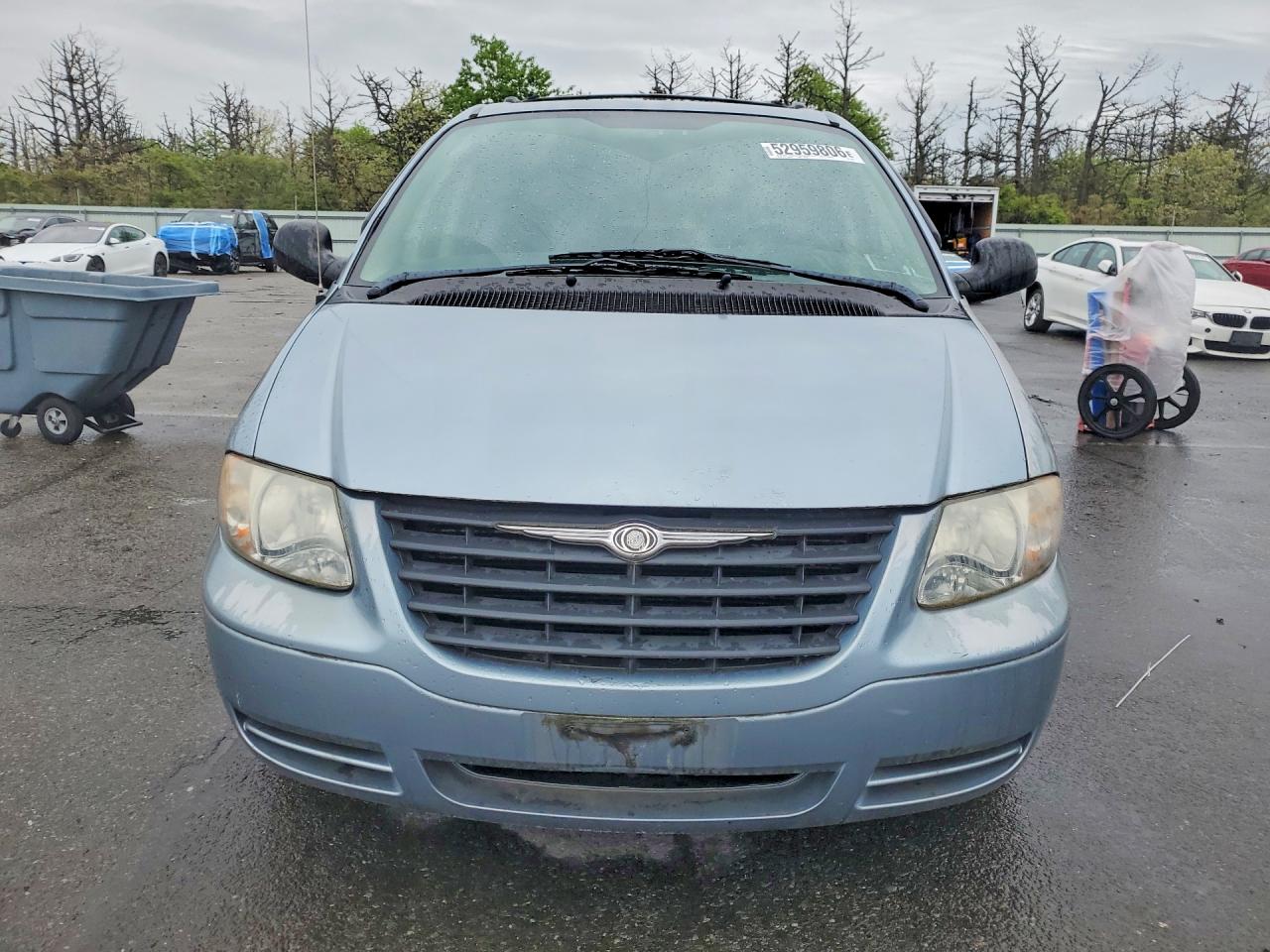 2005 Chrysler Town & Country Blue vin: 1C4GP45R65B215337