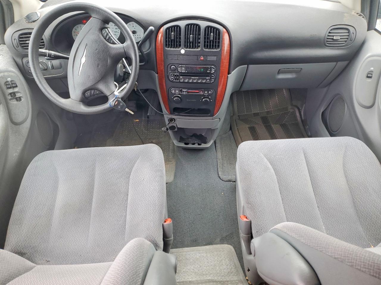2005 Chrysler Town & Country Blue vin: 1C4GP45R65B215337