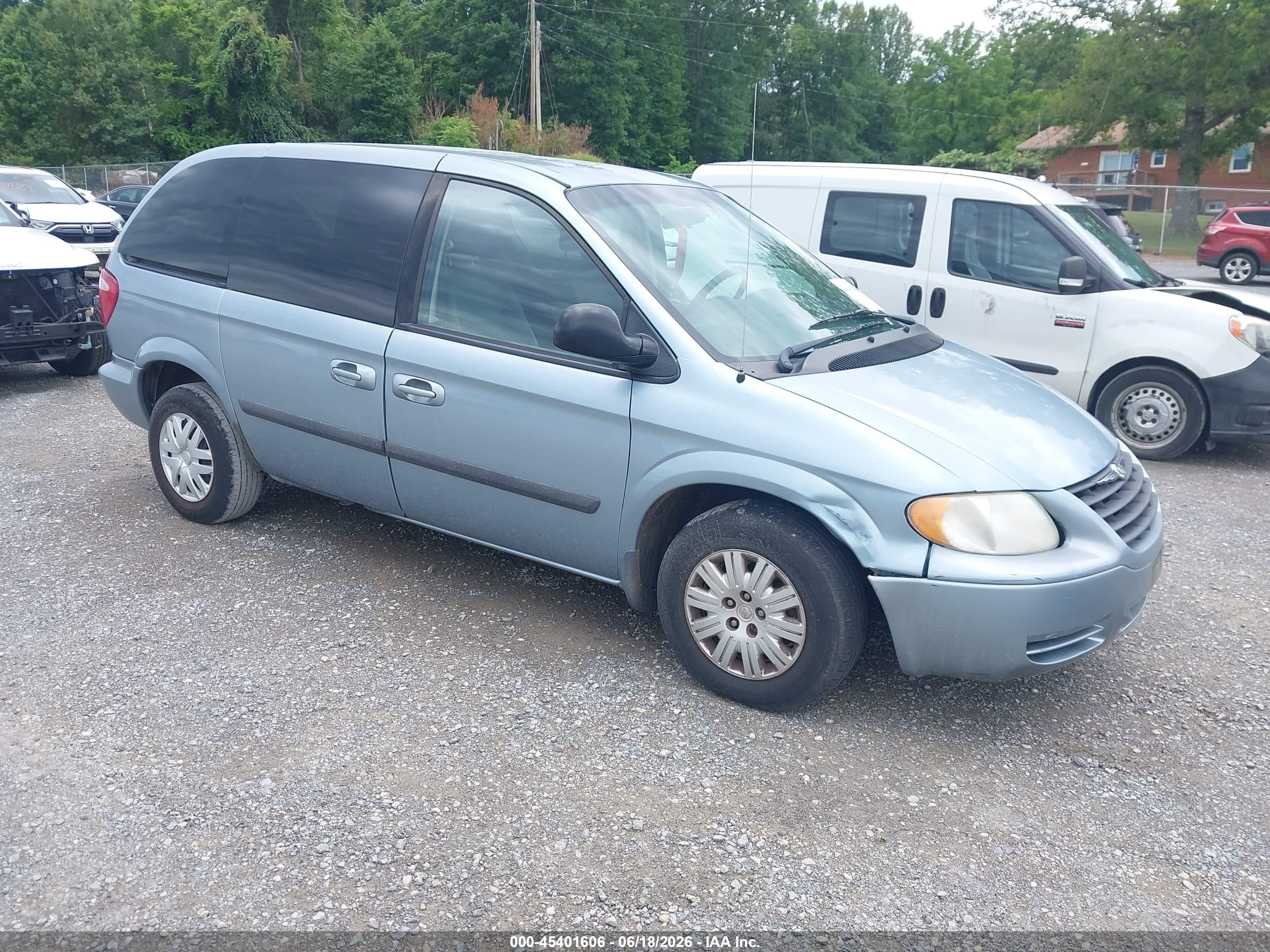 2005 Chrysler Town & Country   Синий vin: 1C4GP45R65B388310