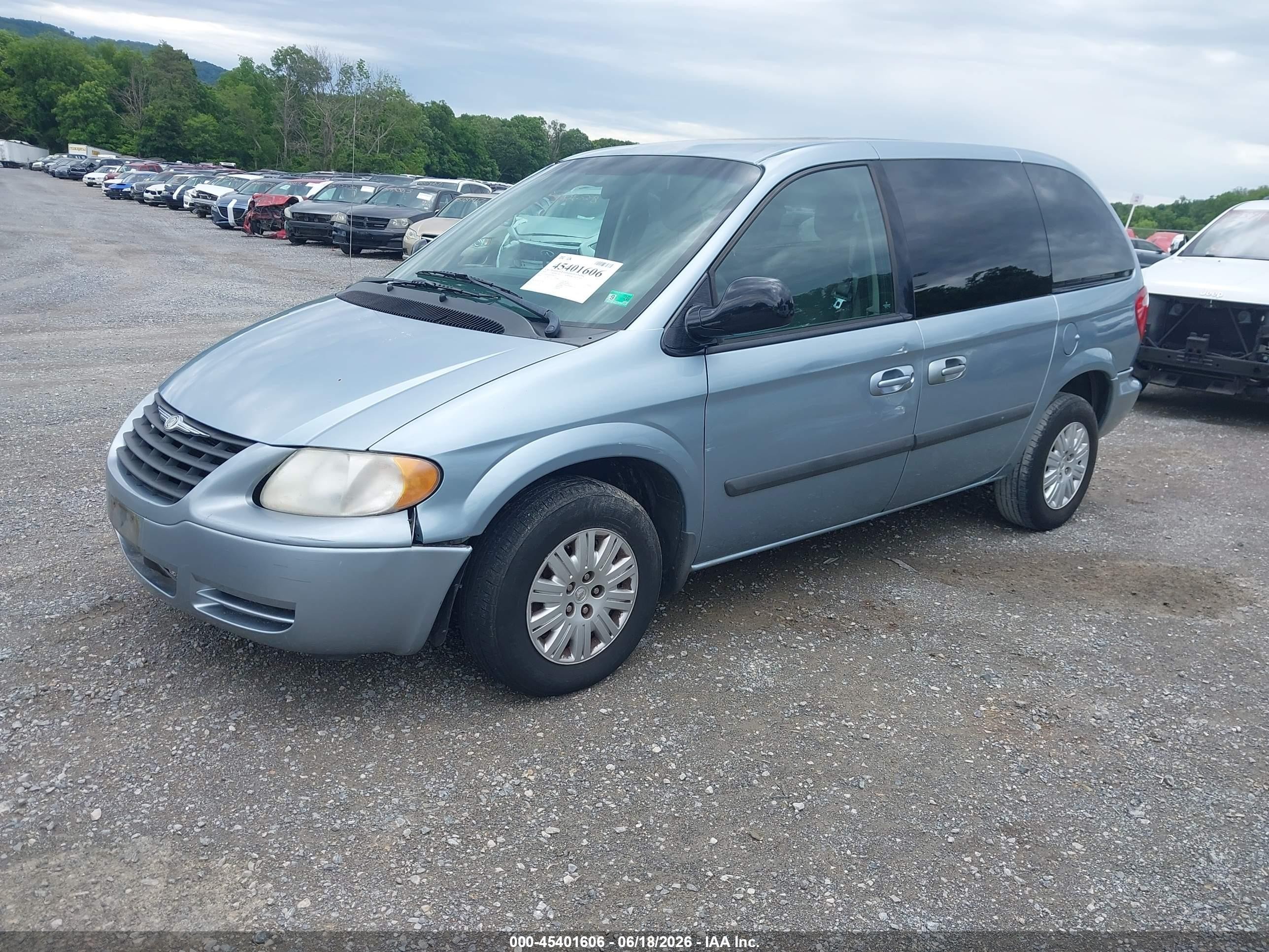 2005 Chrysler Town & Country   Blue vin: 1C4GP45R65B388310