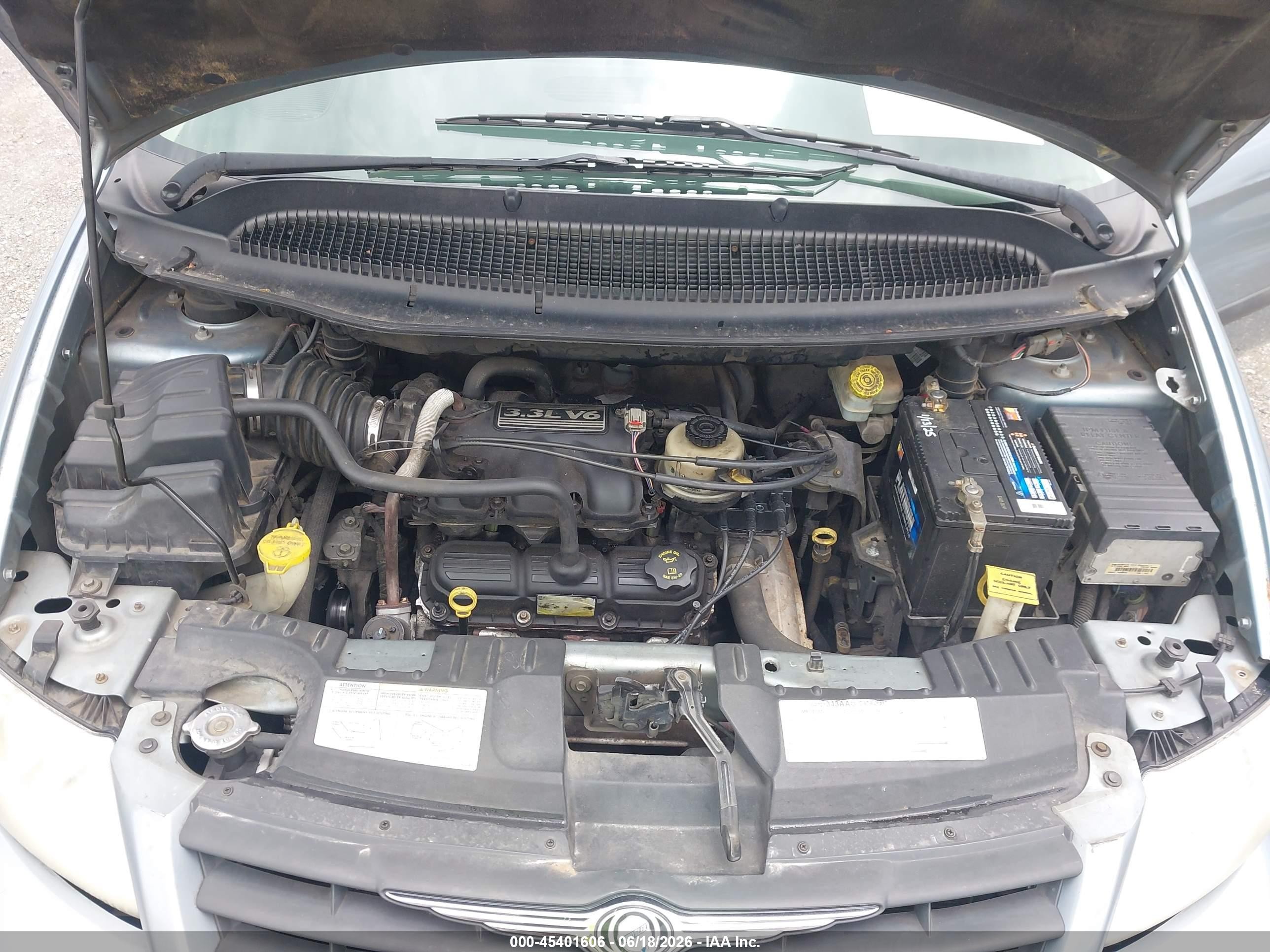 2005 Chrysler Town & Country   Blue vin: 1C4GP45R65B388310