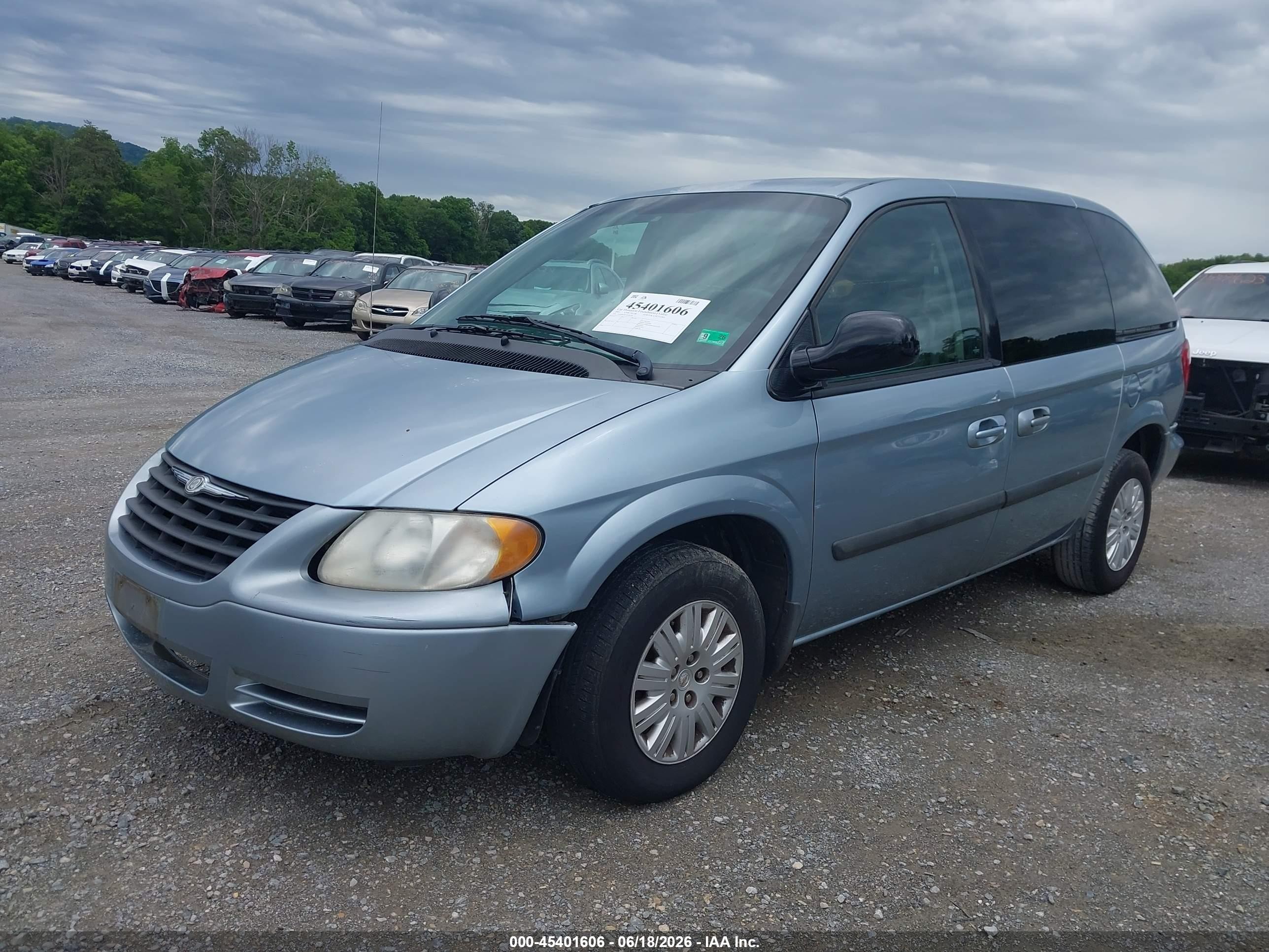 2005 Chrysler Town & Country   Blue vin: 1C4GP45R65B388310
