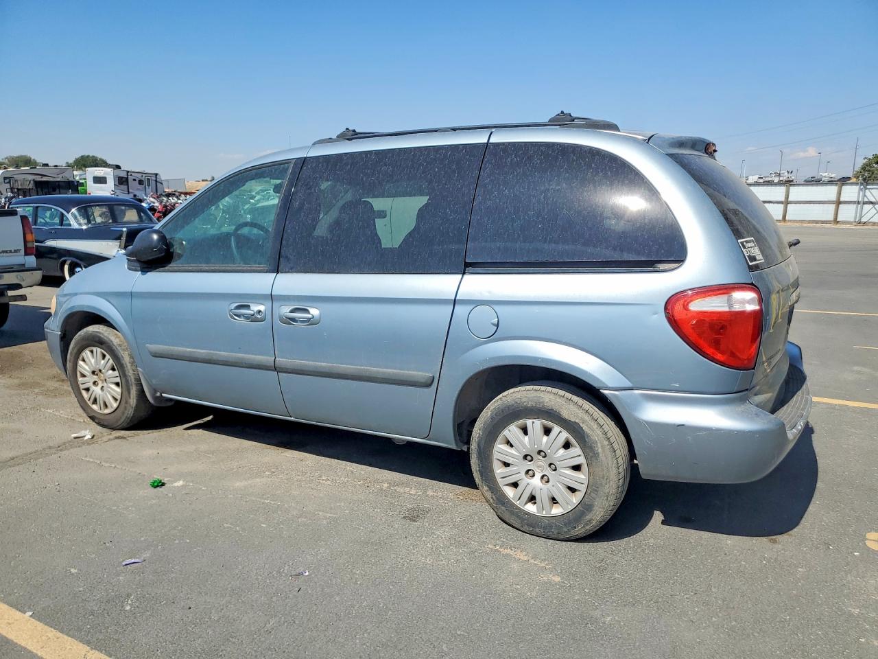 2005 Chrysler Town & Country Gray vin: 1C4GP45R75B263235