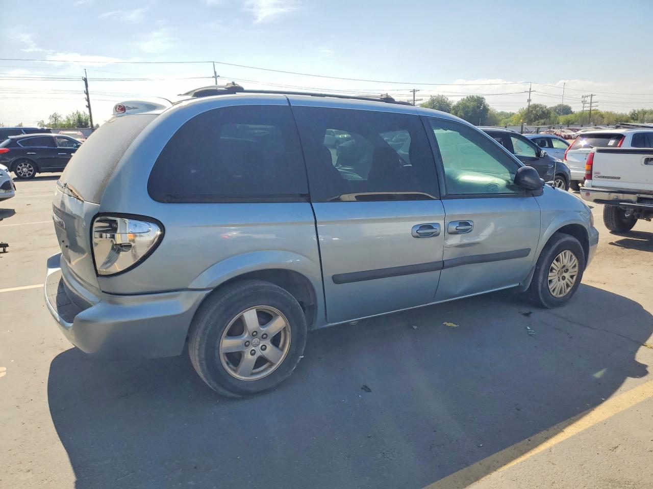 2005 Chrysler Town & Country Gray vin: 1C4GP45R75B263235