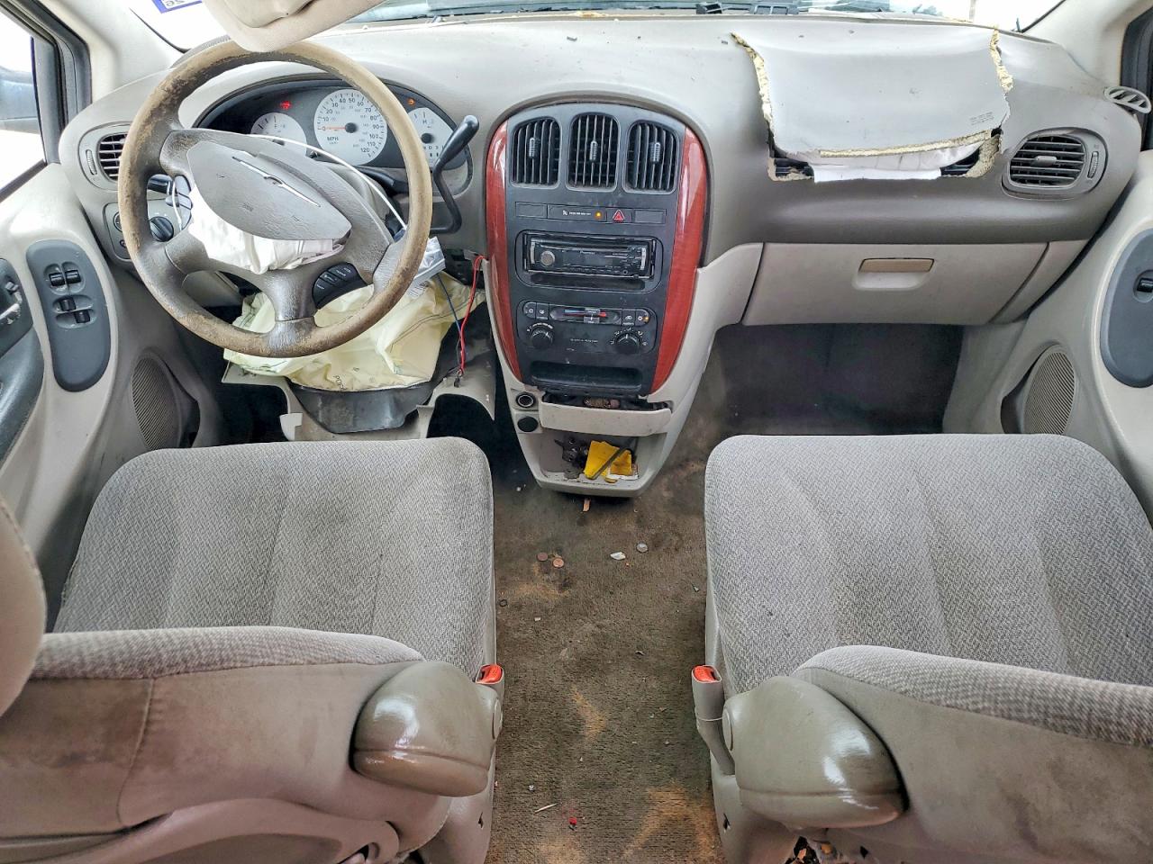 2005 Chrysler Town & Country Gold vin: 1C4GP45R95B317649