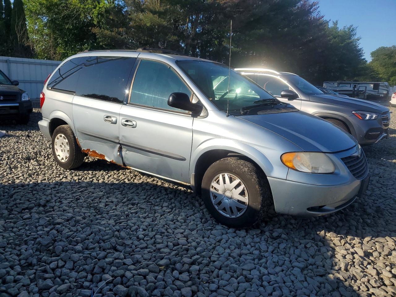 2004 Chrysler Town & Country Синий vin: 1C4GP45RX4B566461