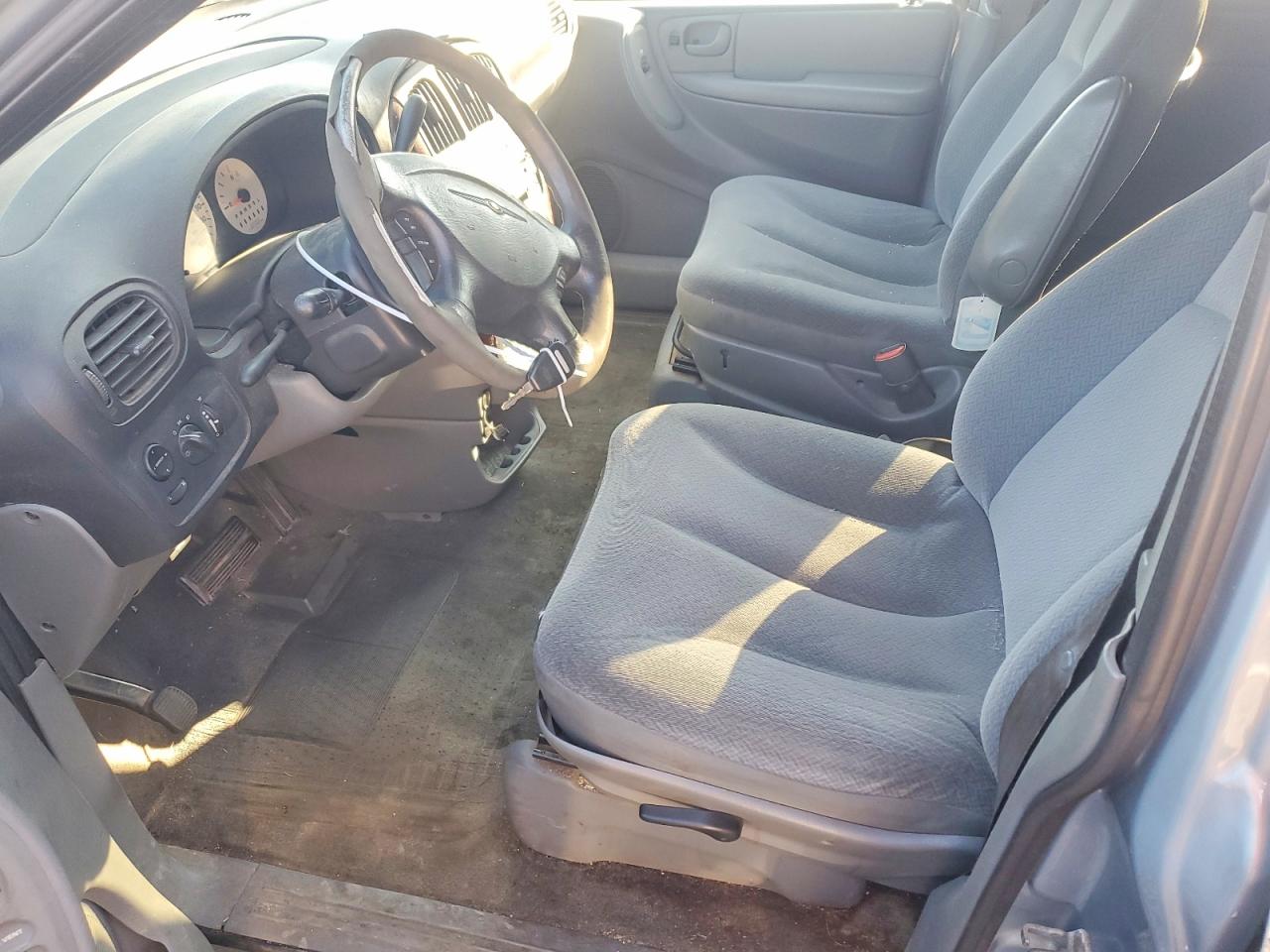 2004 Chrysler Town & Country Синий vin: 1C4GP45RX4B566461