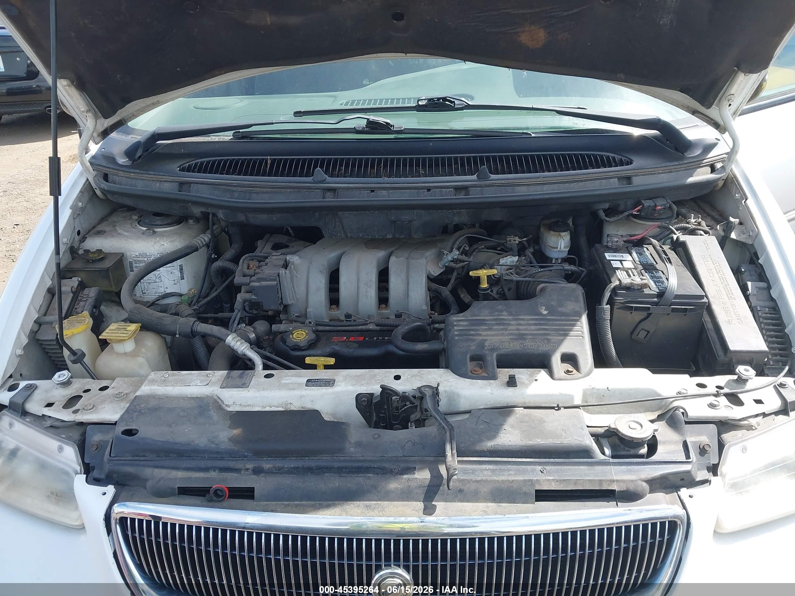 1996 Chrysler Town & Country   Белый vin: 1C4GP54L7TB357499