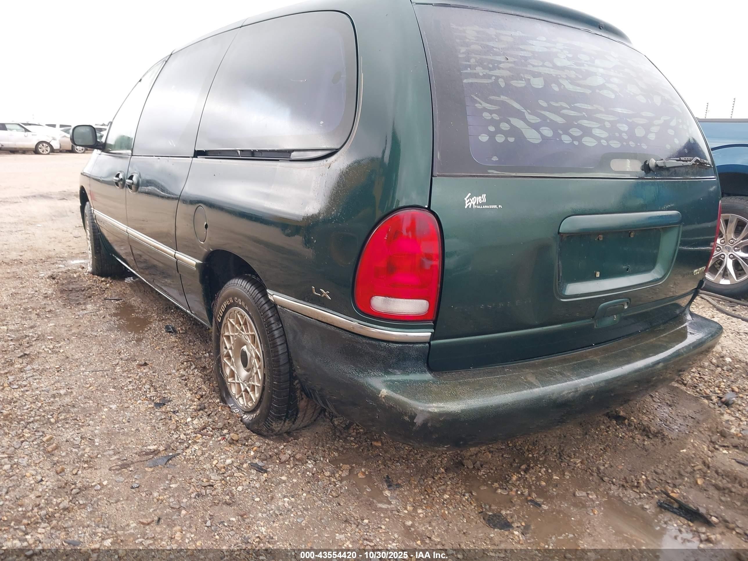 1997 Chrysler Town & Country Lx Green vin: 1C4GP54R3VB283070