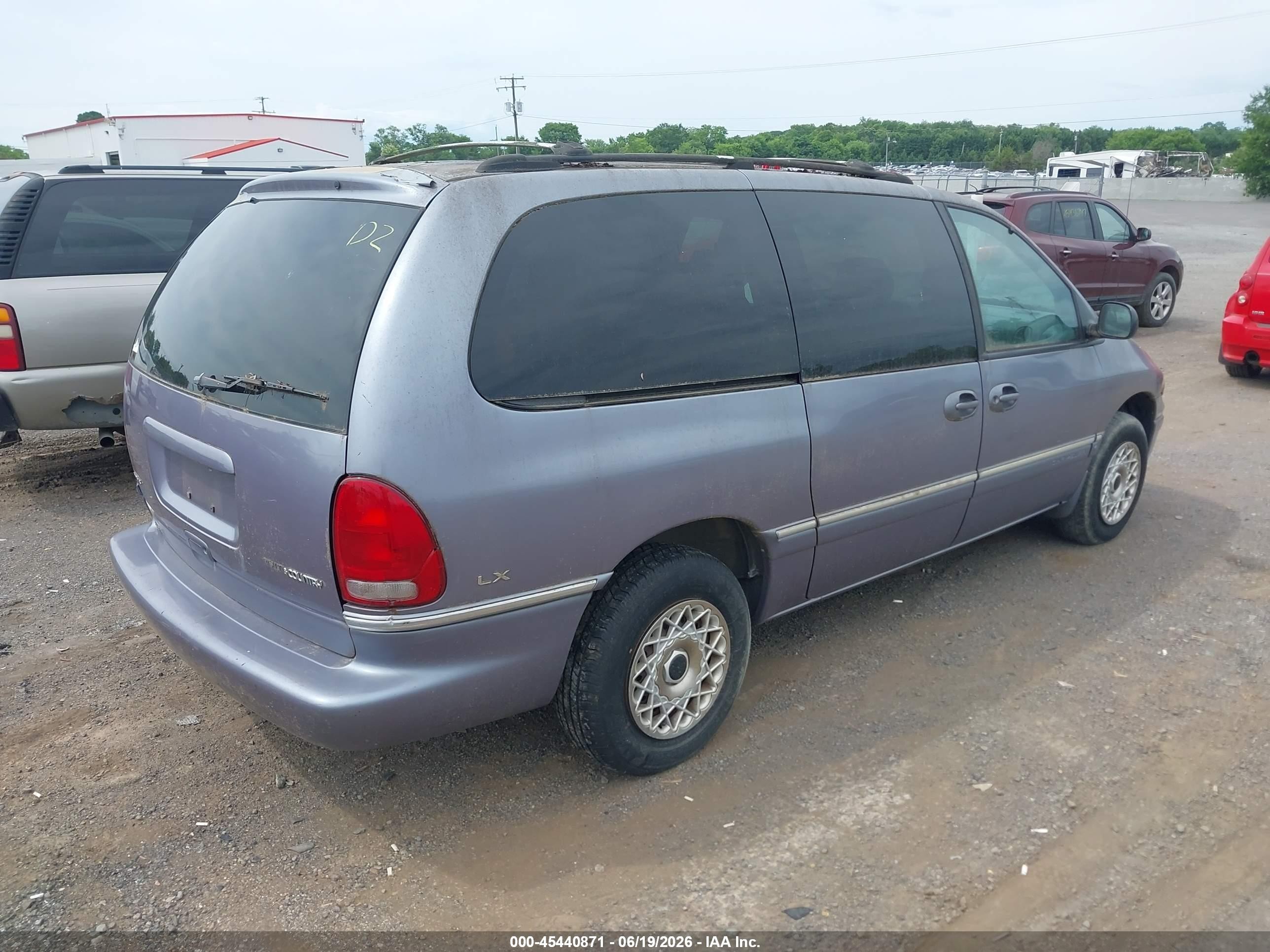 1997 Chrysler Town & Country Lx Серый vin: 1C4GP54RXVB436480