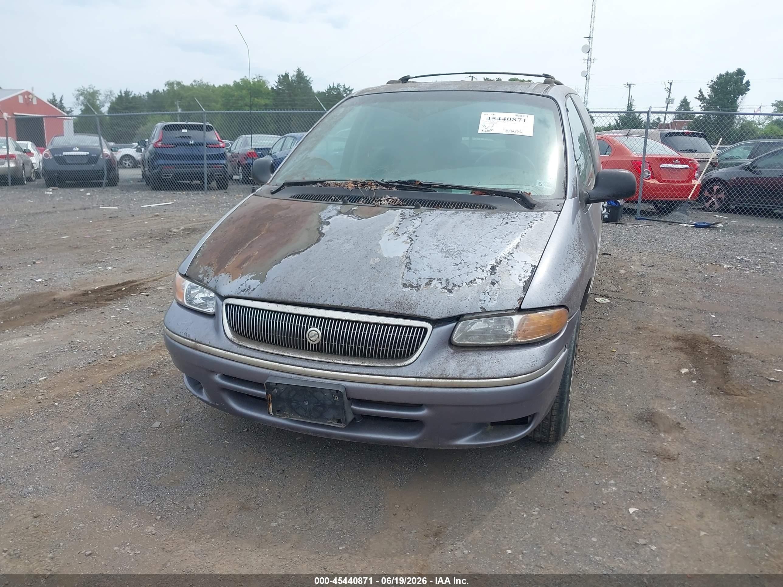 1997 Chrysler Town & Country Lx Серый vin: 1C4GP54RXVB436480