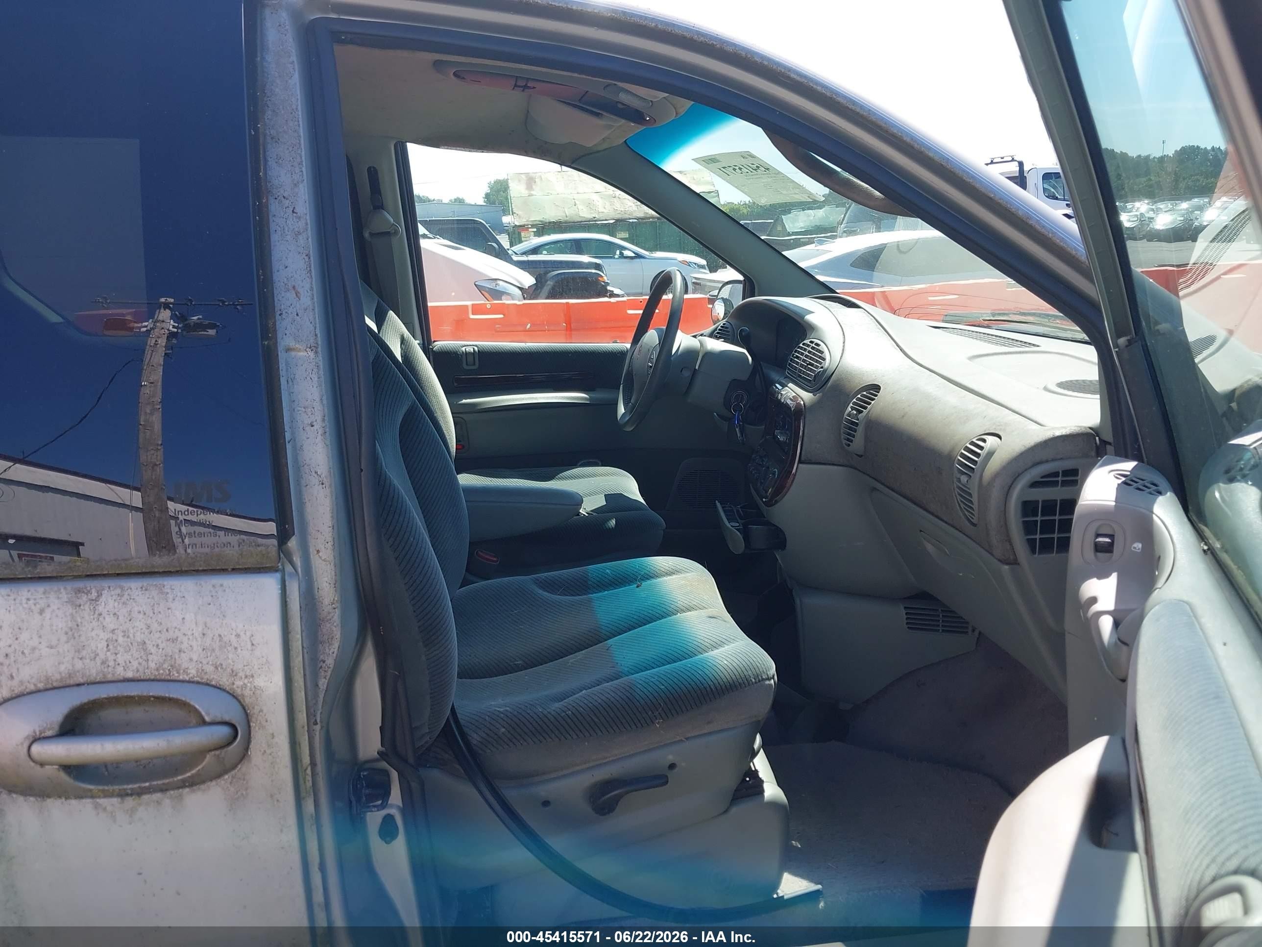 1997 Chrysler Town & Country Sx Серебряный vin: 1C4GP55L1VB314505