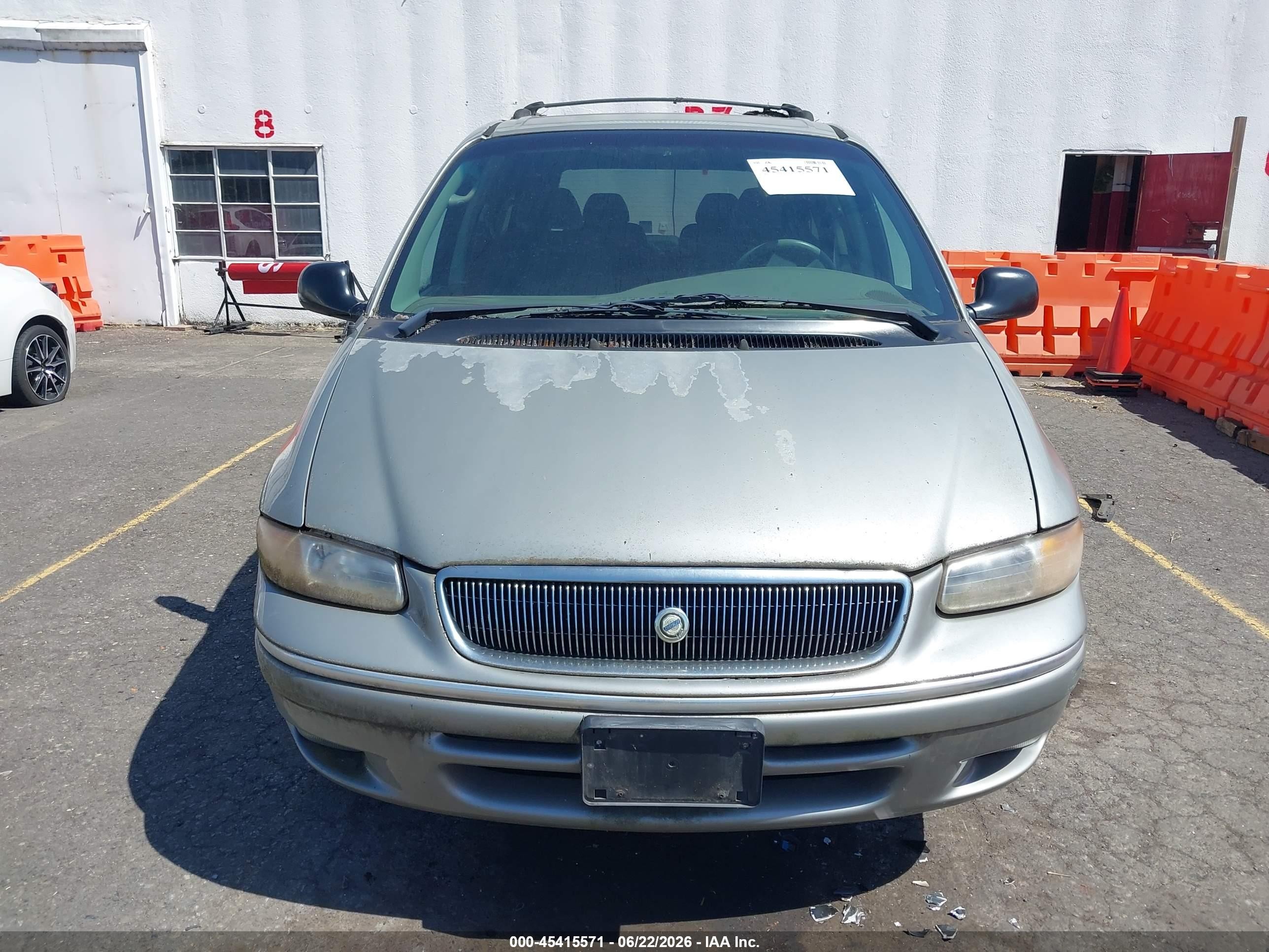 1997 Chrysler Town & Country Sx Серебряный vin: 1C4GP55L1VB314505
