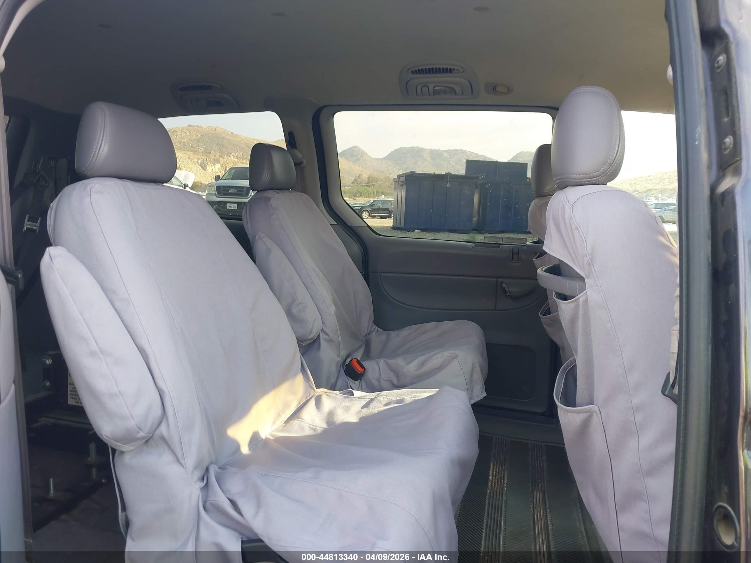 1996 Chrysler Town & Country Lxi Фиолетовый vin: 1C4GP64L1TB215333