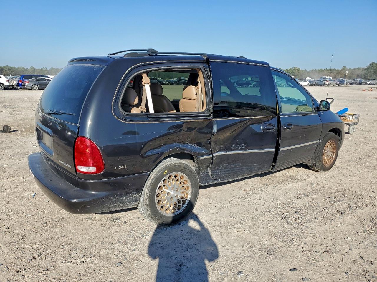 1998 Chrysler Town & Country Lxi Black vin: 1C4GP64L1WB516656