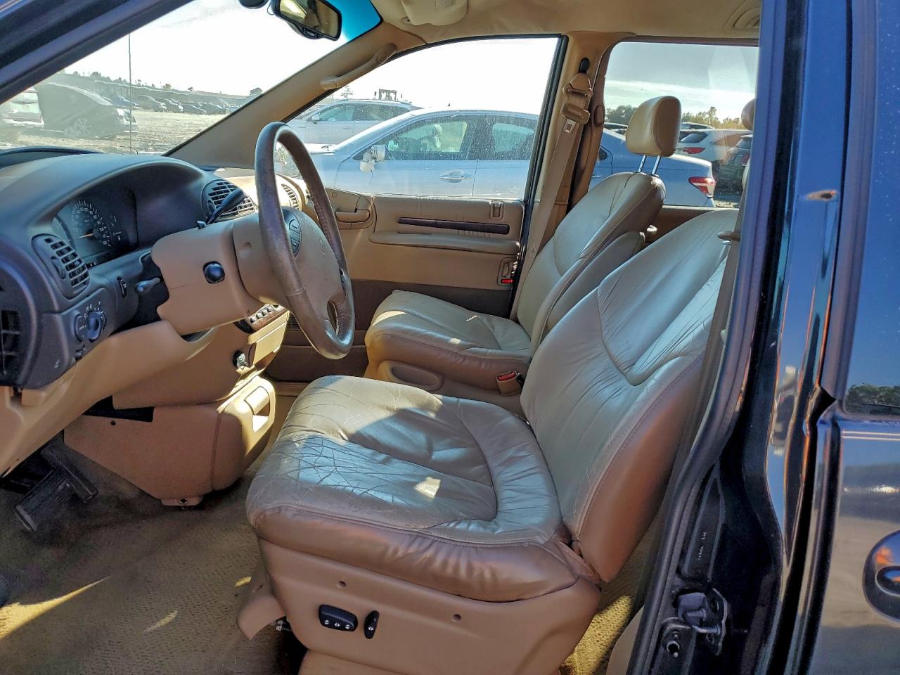 1998 Chrysler Town & Country Lxi Black vin: 1C4GP64L1WB516656
