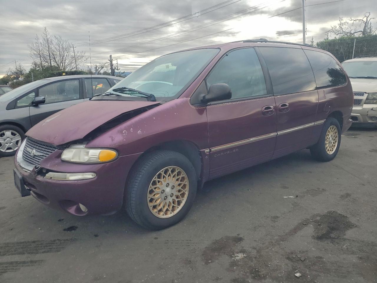 1998 Chrysler Town & Country Lxi Burgundy vin: 1C4GP64L3WB651900