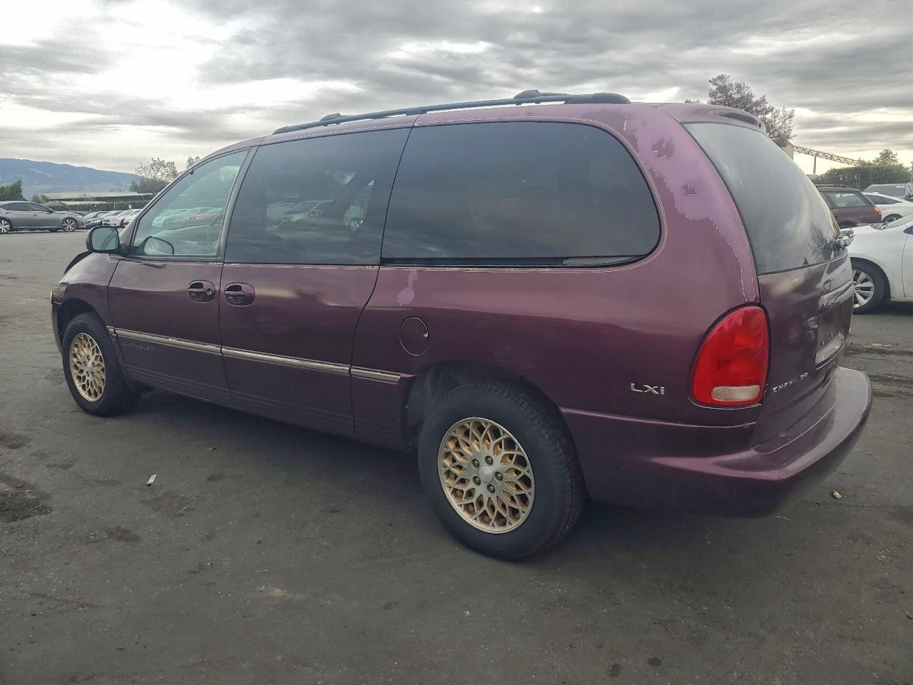 1998 Chrysler Town & Country Lxi Burgundy vin: 1C4GP64L3WB651900