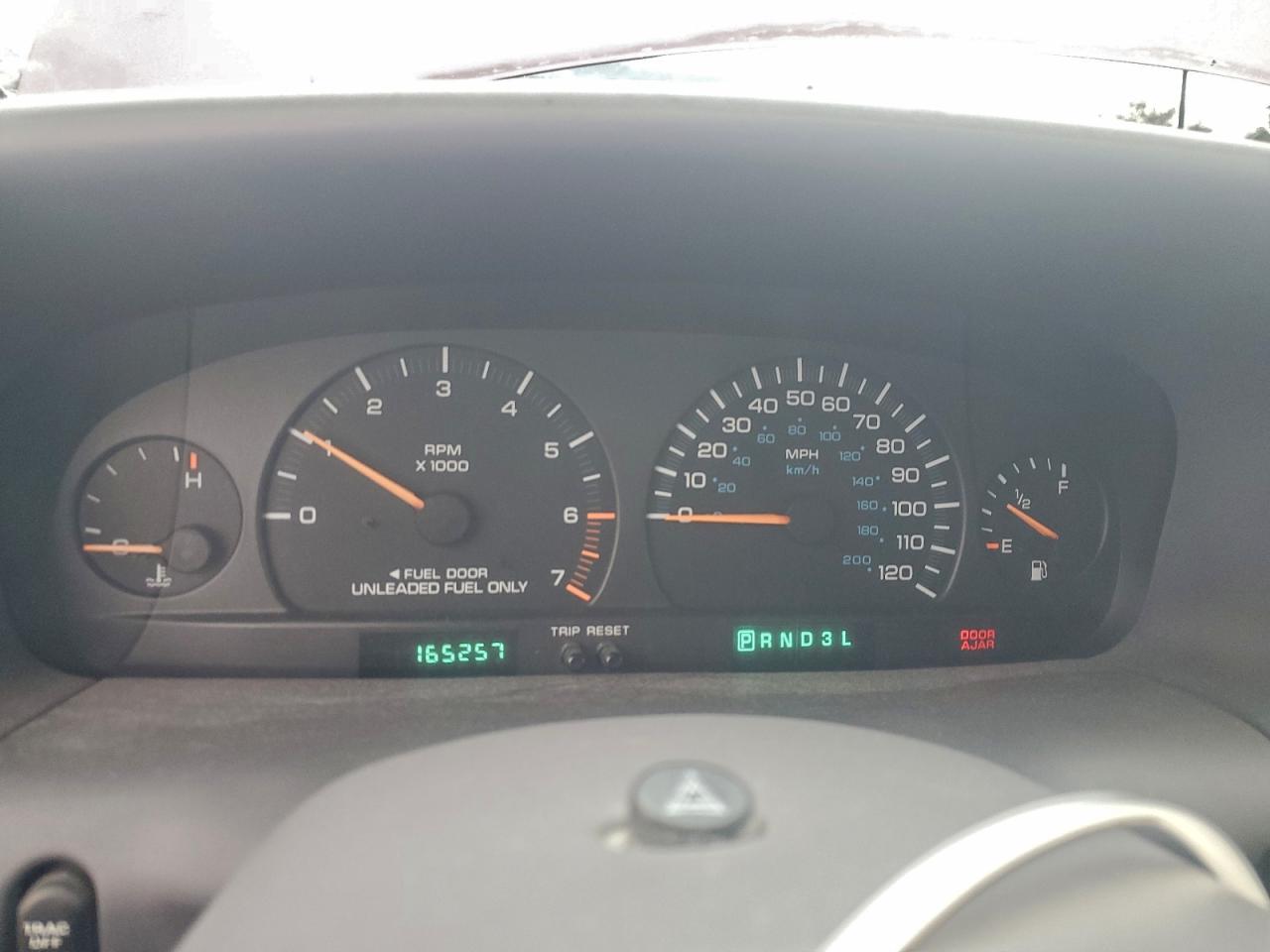 1998 Chrysler Town & Country Lxi Burgundy vin: 1C4GP64L3WB651900