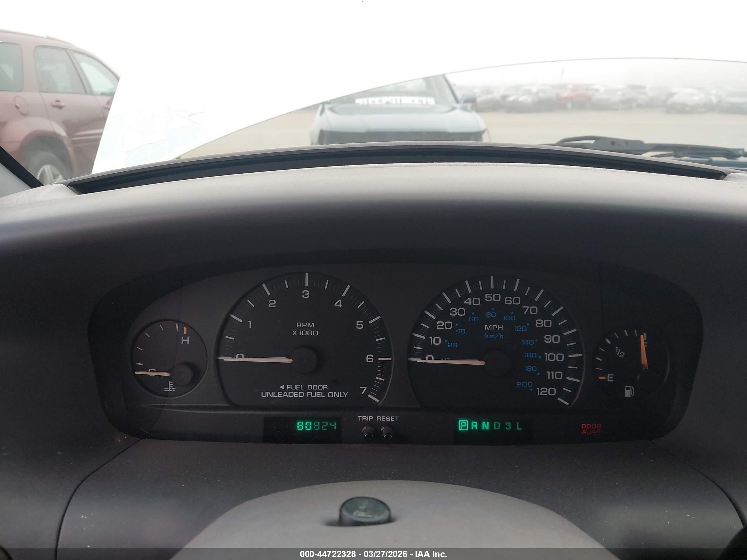 1996 Chrysler Town & Country Lxi White vin: 1C4GP64L5TB159641