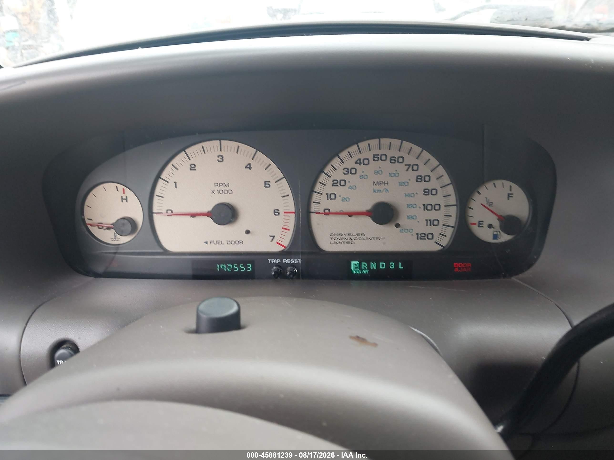 1999 Chrysler Town & Country Limited White vin: 1C4GP64L5XB531534