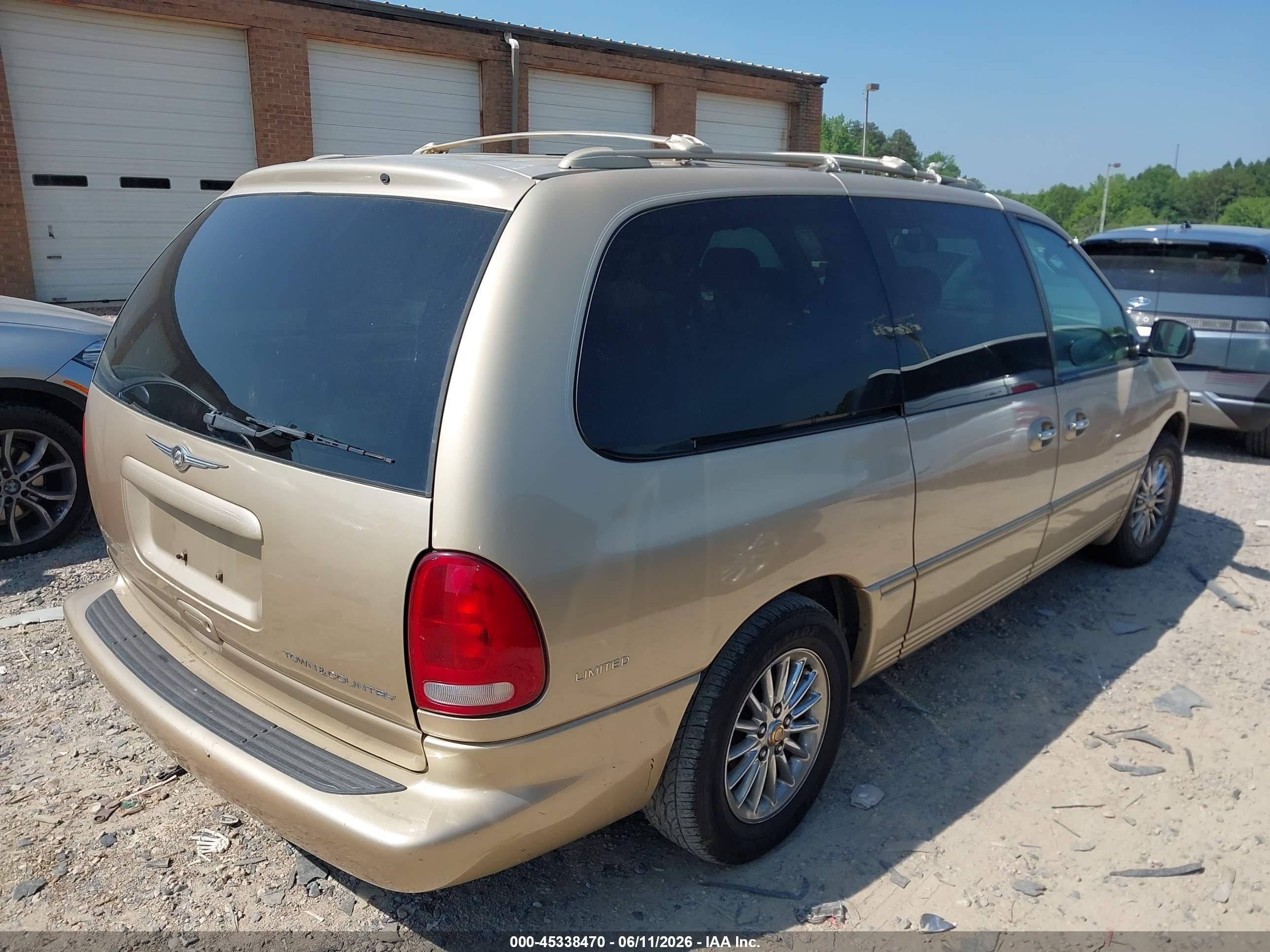 1999 Chrysler Town & Country Limited Желто-коричневый vin: 1C4GP64L7XB821659