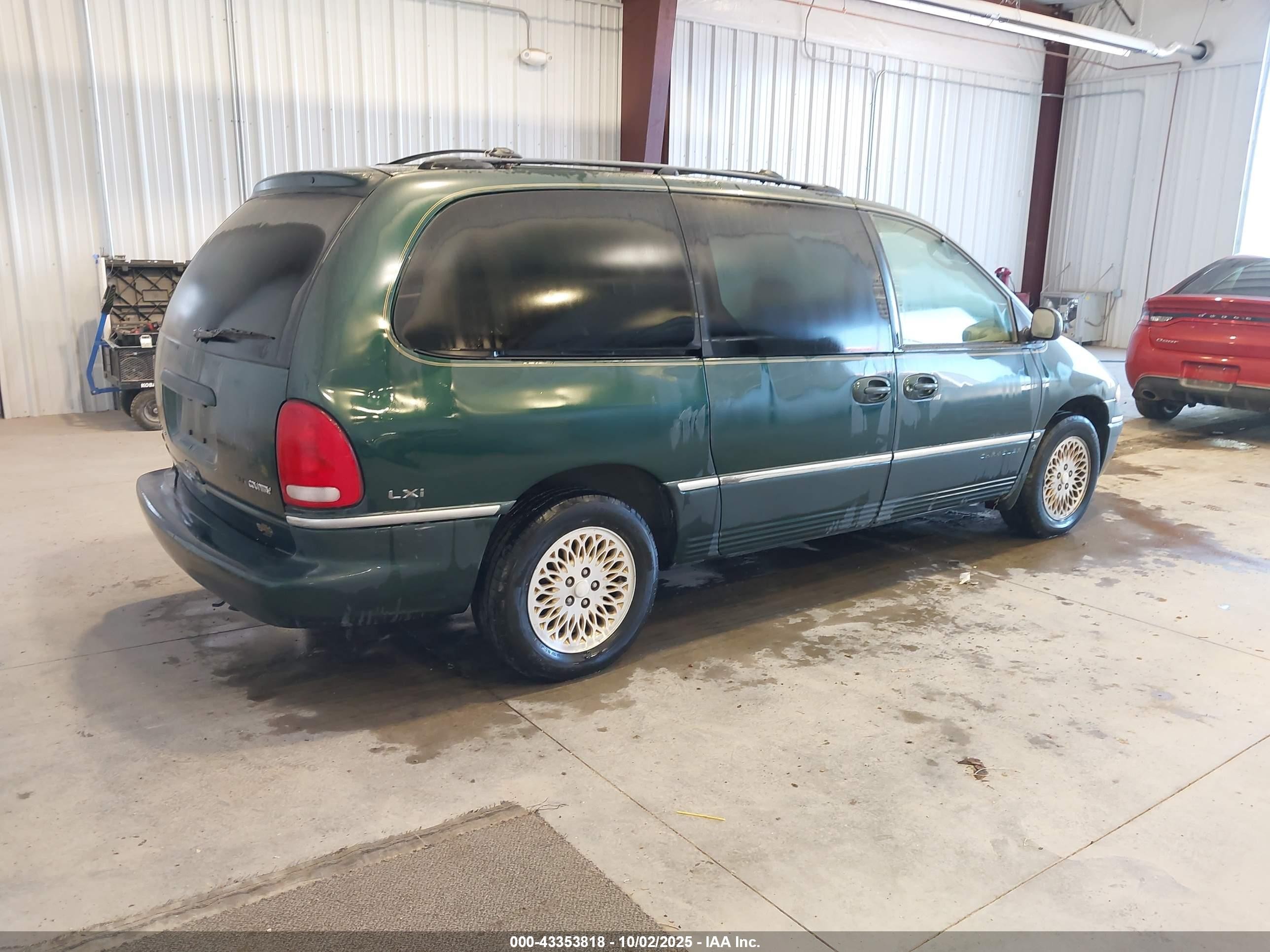 1997 Chrysler Town & Country Lxi Green vin: 1C4GP64L8VB399043