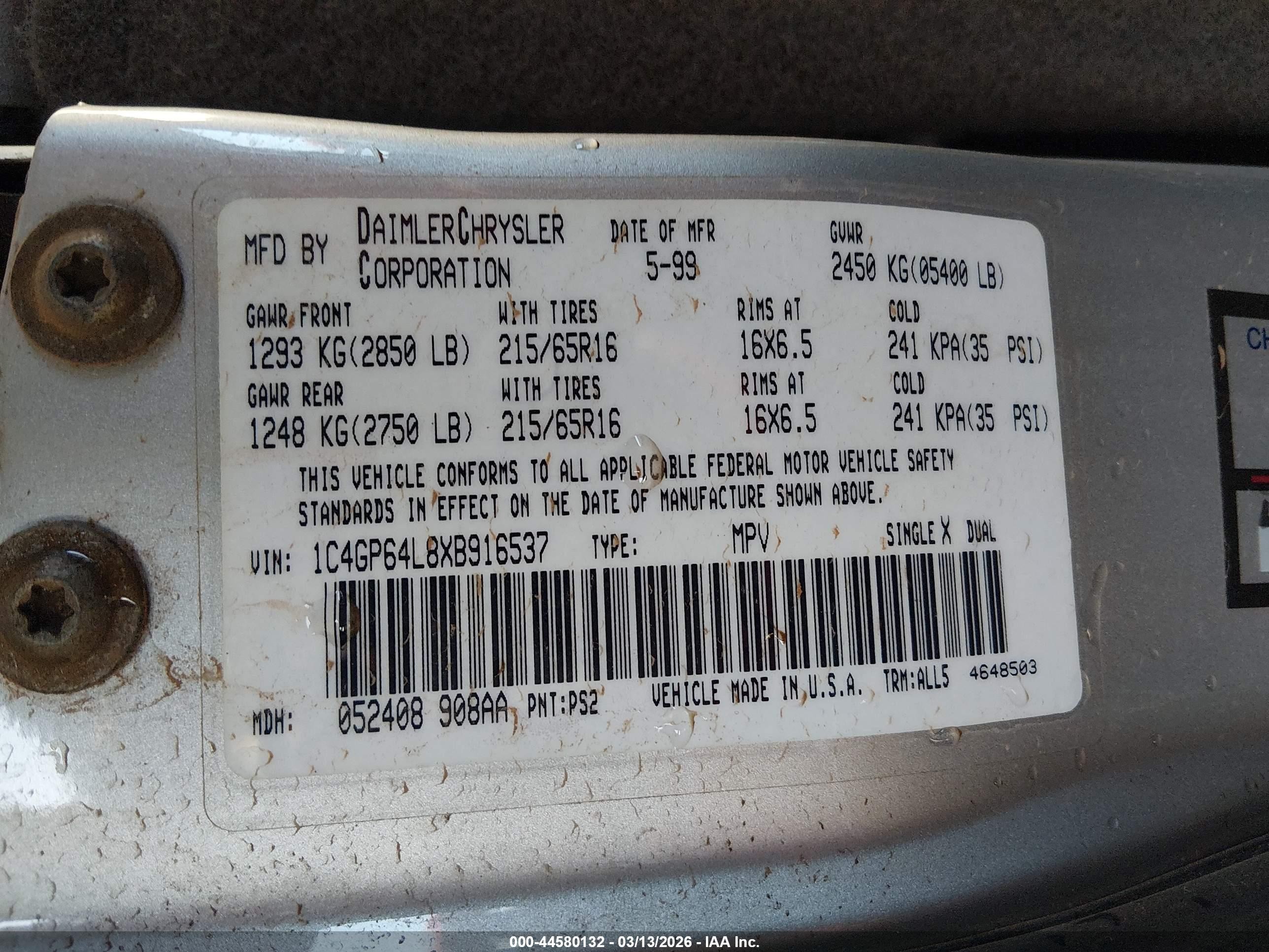 1999 Chrysler Town & Country Limited Silver vin: 1C4GP64L8XB916537