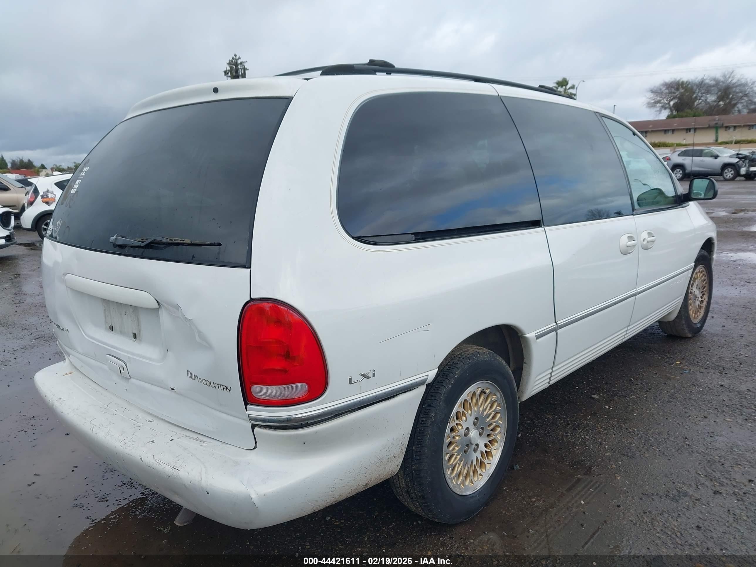 1997 Chrysler Town & Country Lxi White vin: 1C4GP64L9VB406470