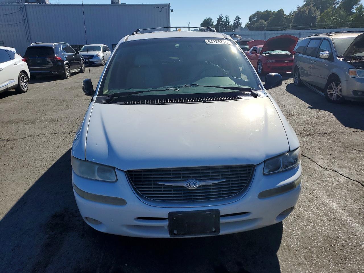 1998 Chrysler Town & Country Lxi White vin: 1C4GP64L9WB630467