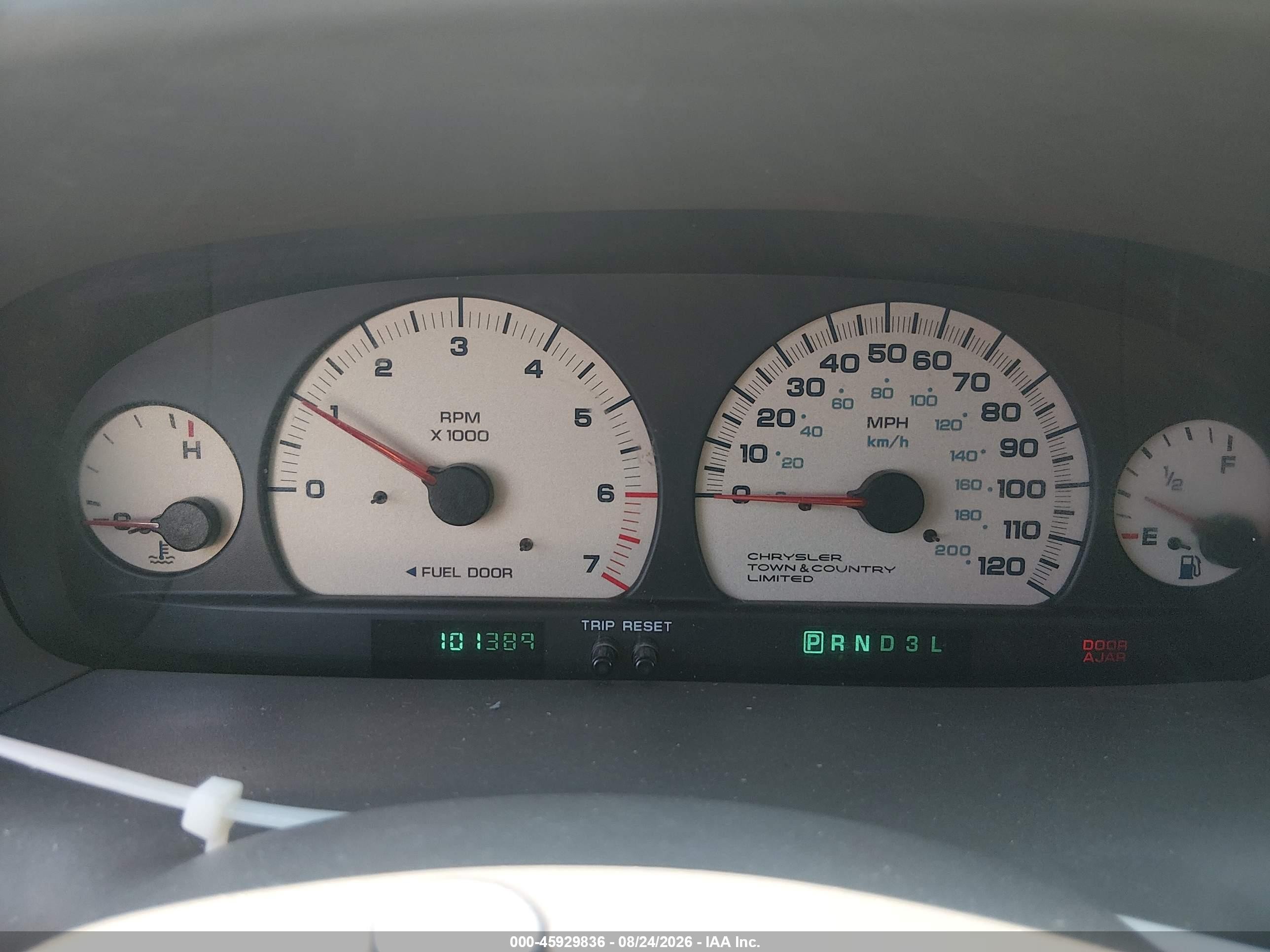 1999 Chrysler Town & Country Limited Tan vin: 1C4GP64L9XB538437