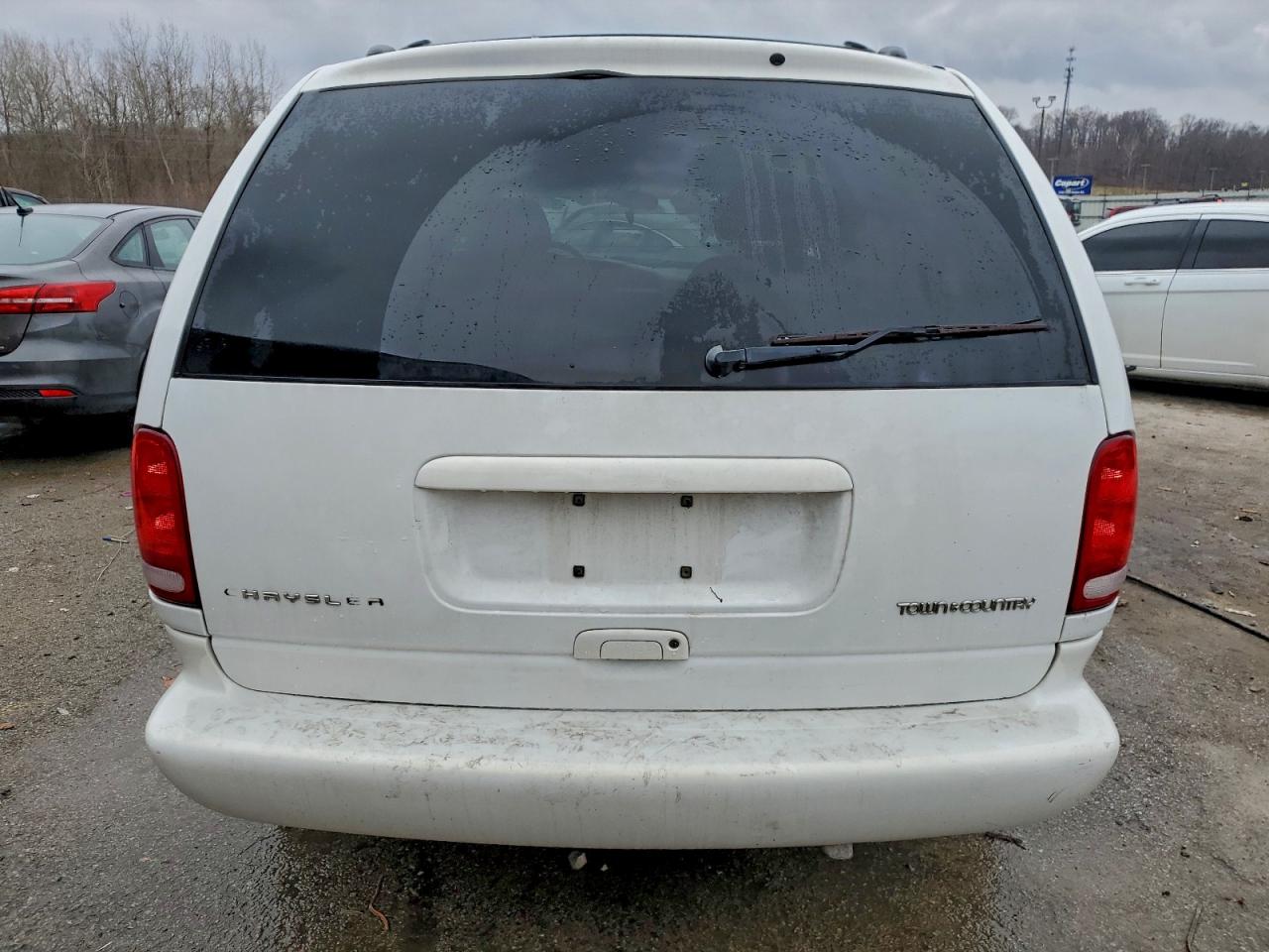 1998 Chrysler Town & Country Lxi White vin: 1C4GP64LXWB545105