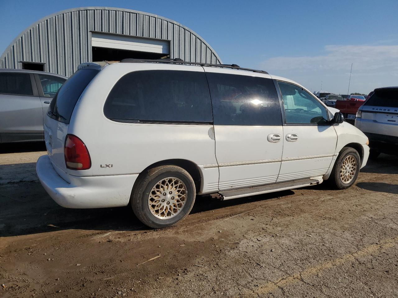 1998 Chrysler Town & Country Lxi White vin: 1C4GP64LXWB594126