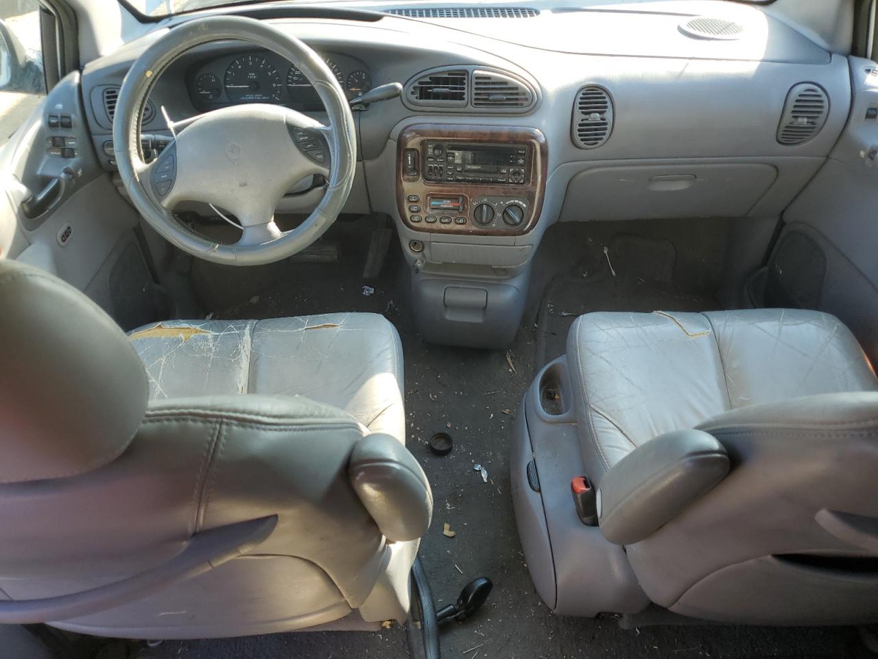 1998 Chrysler Town & Country Lxi White vin: 1C4GP64LXWB594126