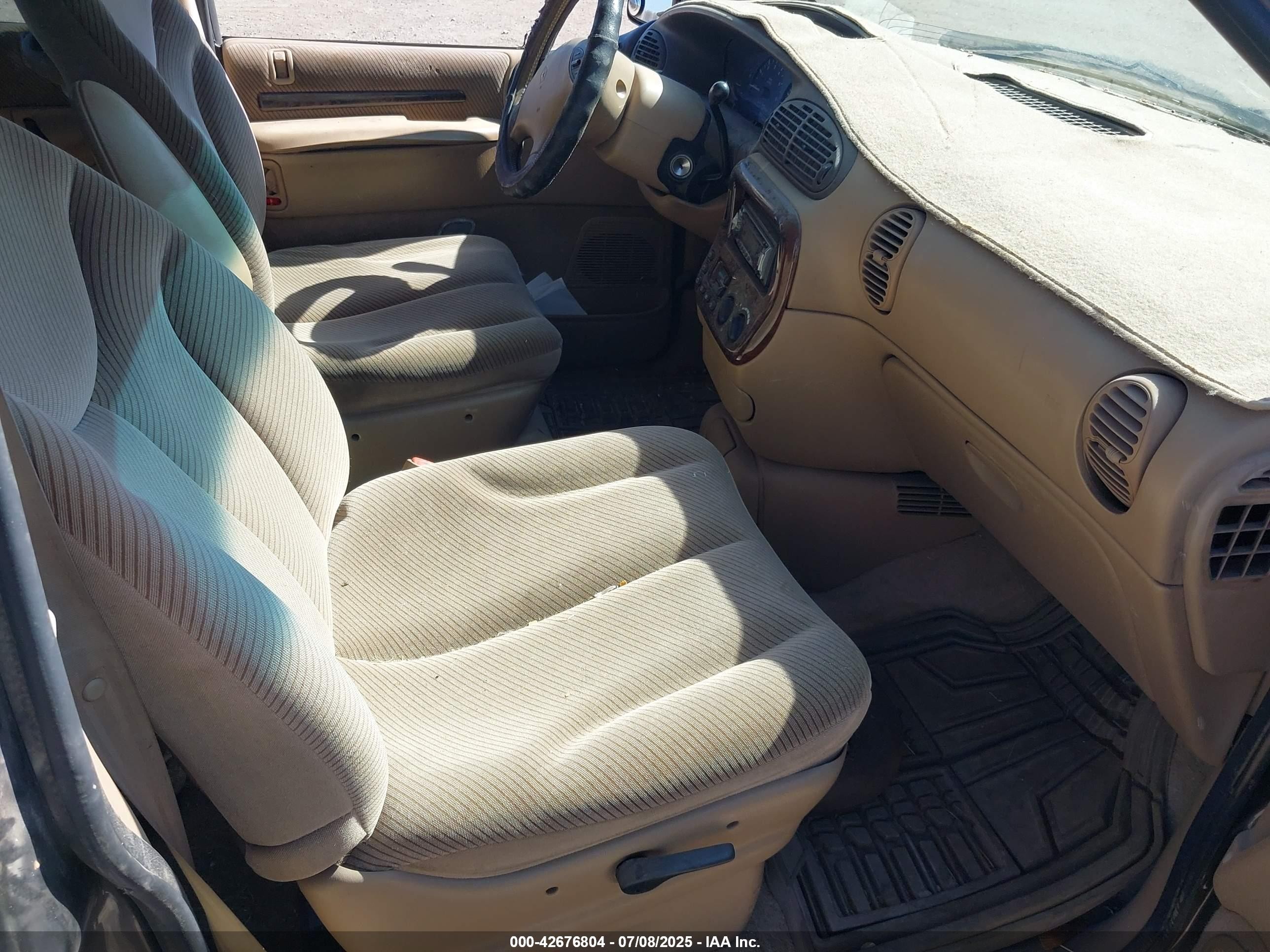 1997 Chrysler Town & Country Lx Бежевый vin: 1C4GT54L3VB427790