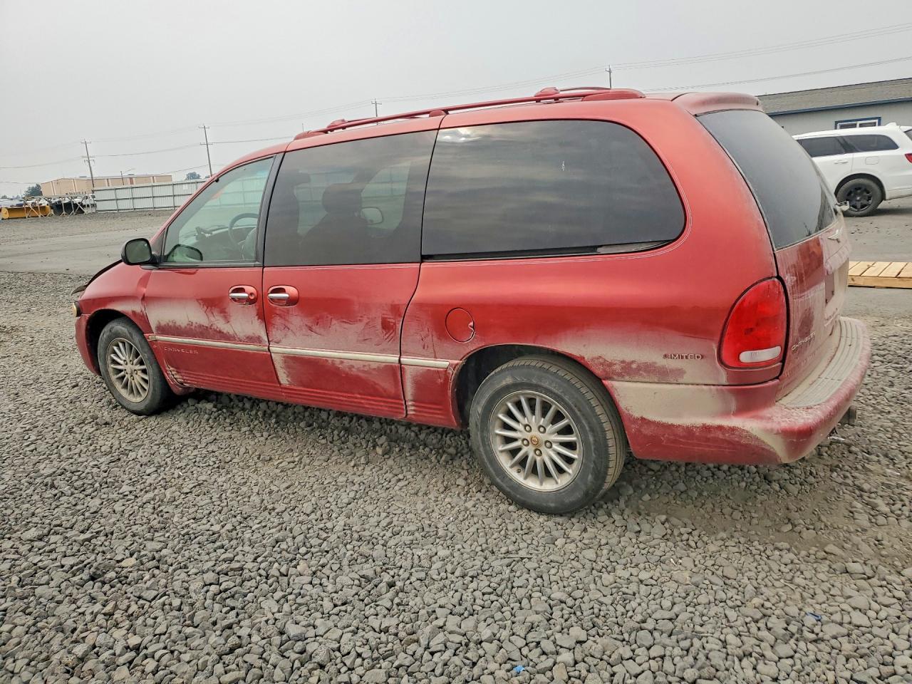 2000 Chrysler Town & Country Limited Red vin: 1C4GT64LXYB689543